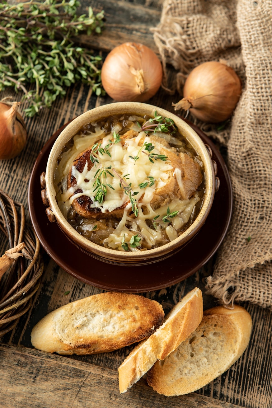 Best pub food - French onion soup in bowl
