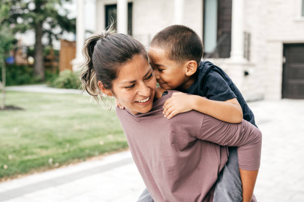 Dr. Darrick E. Antell, MD Blog | Beyond the Physical: How a Mommy Makeover Can Impact Emotional Well-Being and Self-Confidence