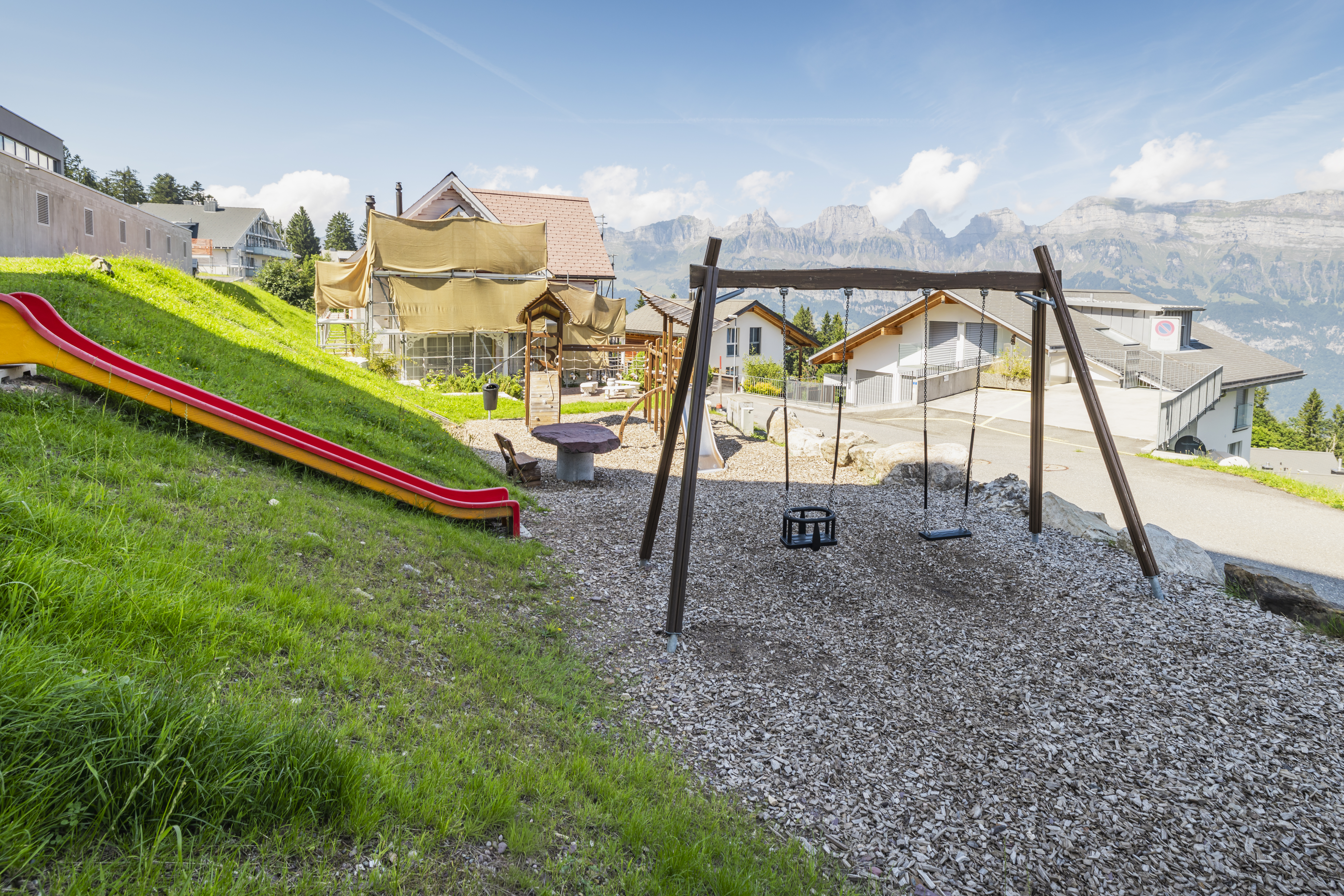 tkv_hlt-spielplatze_0003_hoteltannenboden_52_2186.jpg