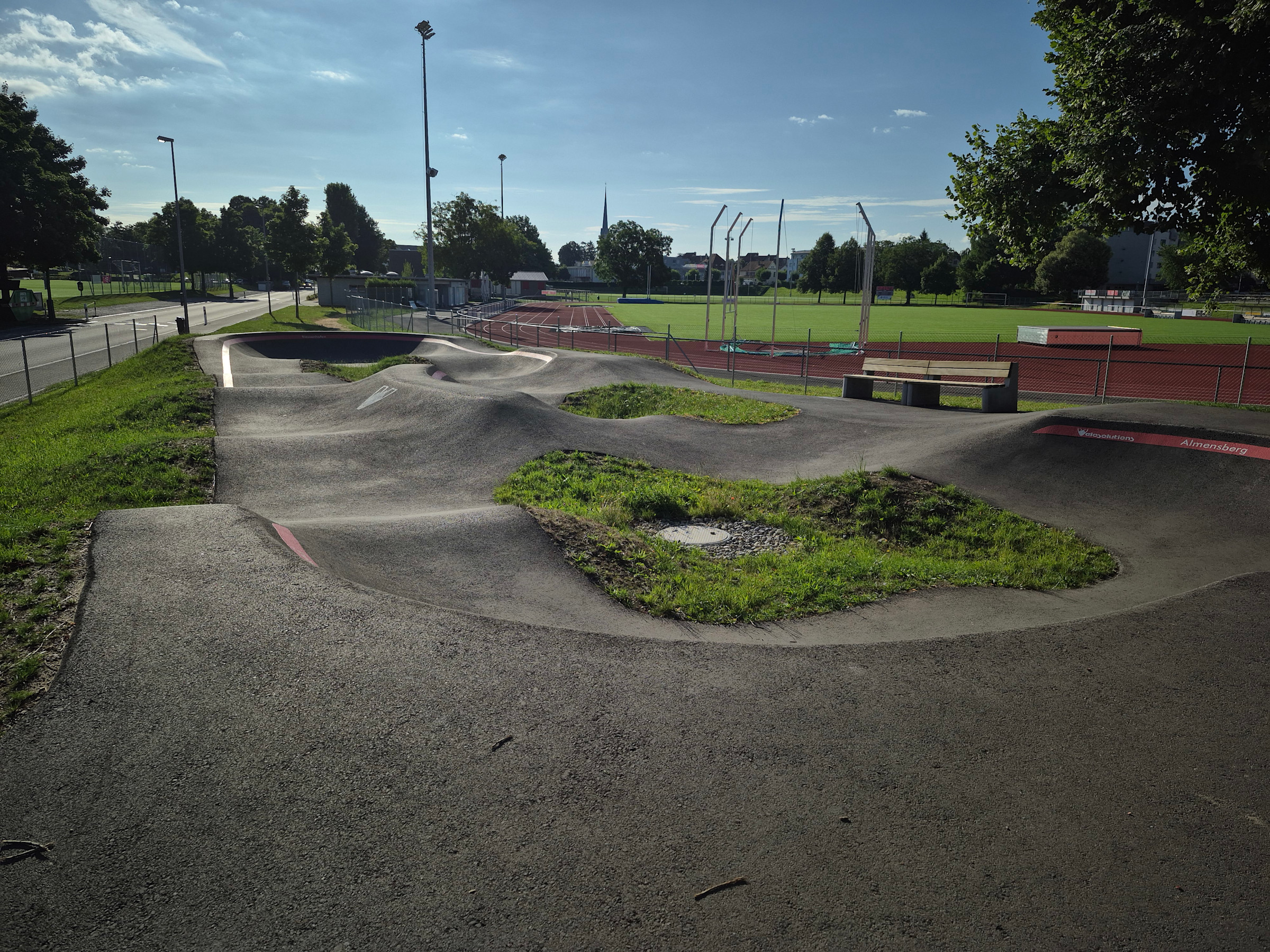 pumptrackanlage-tellenfeld_2.jpg