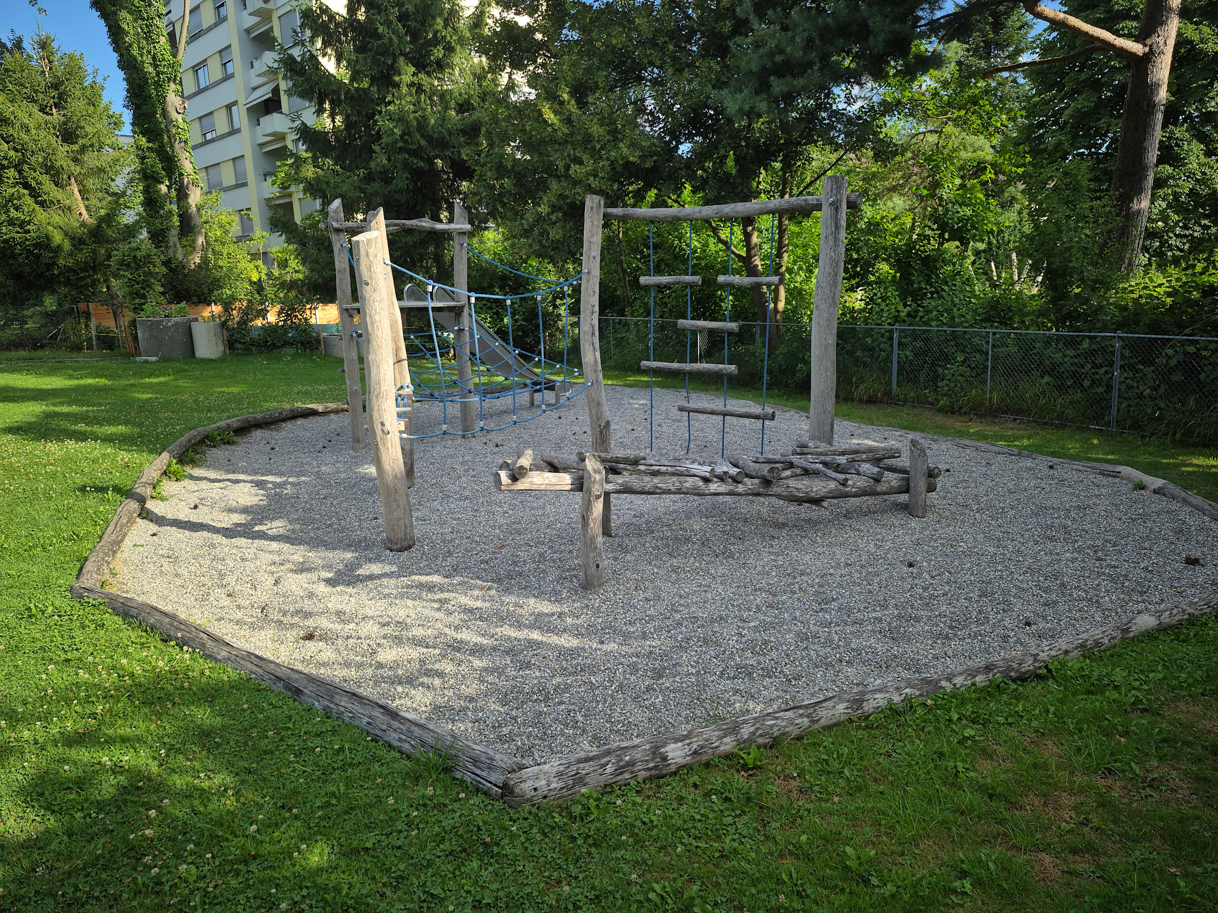 spielplatz-kindergarten-park_3.jpg