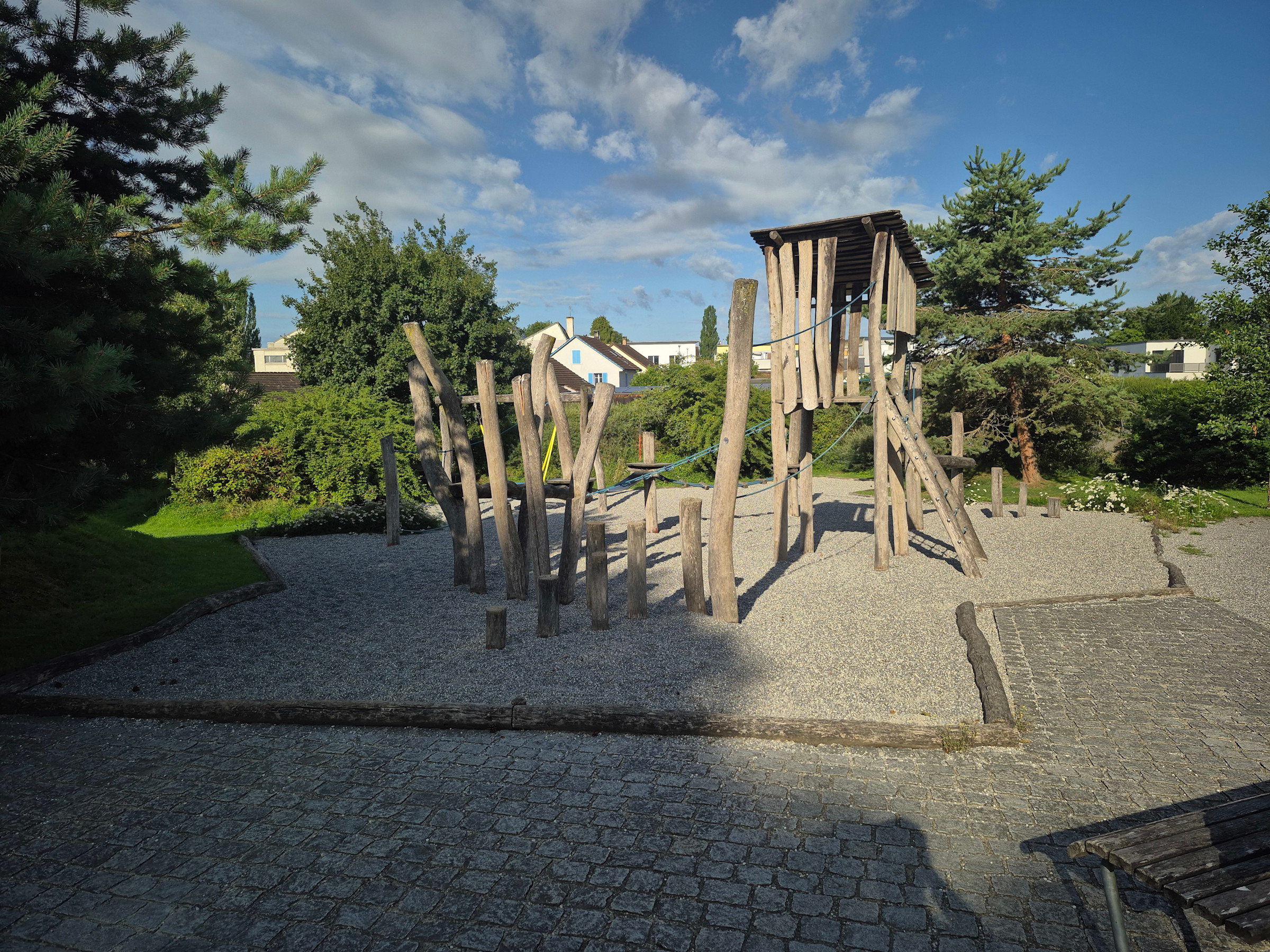 spielplatz-schulanlage-oberaach_2.jpg