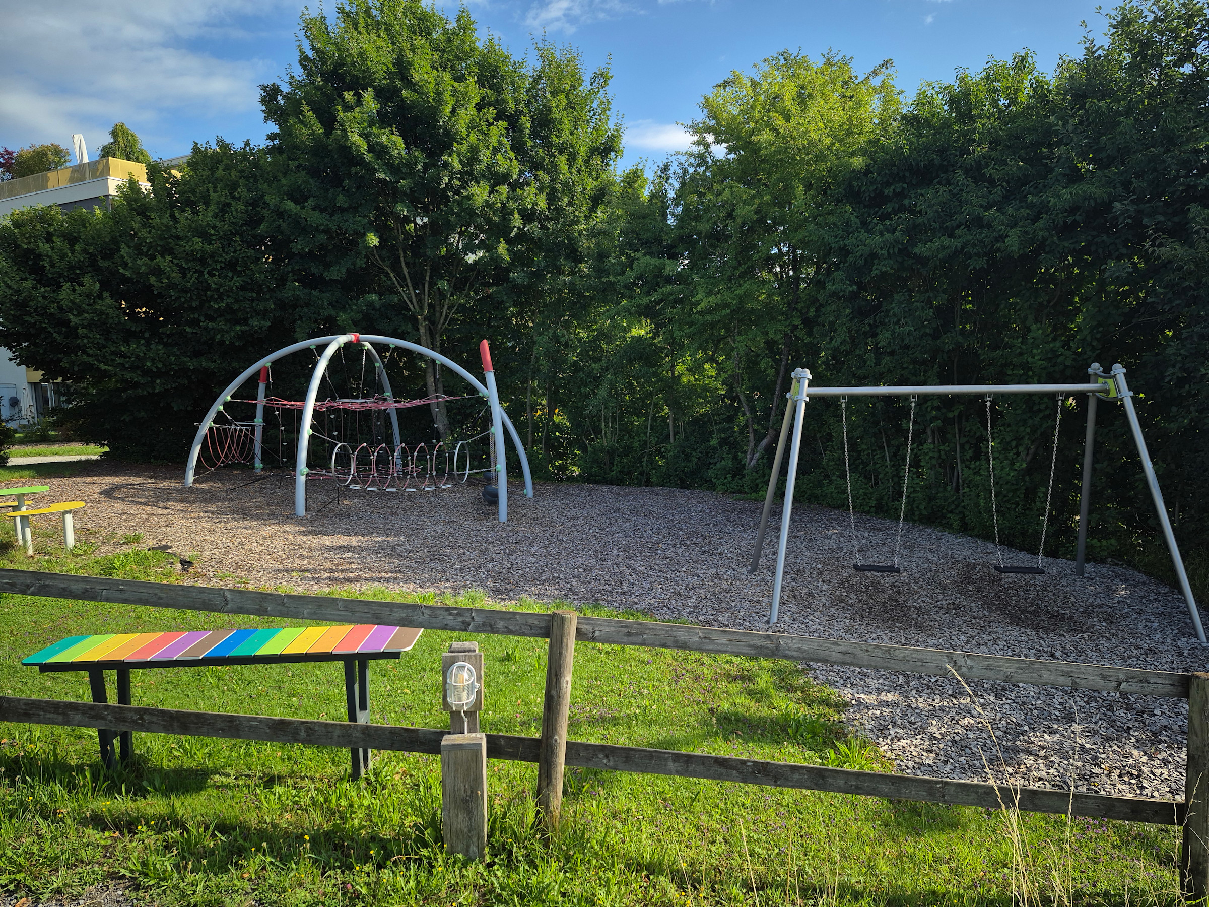 spielplatz-schulanlage-hemmerswil_1.jpg
