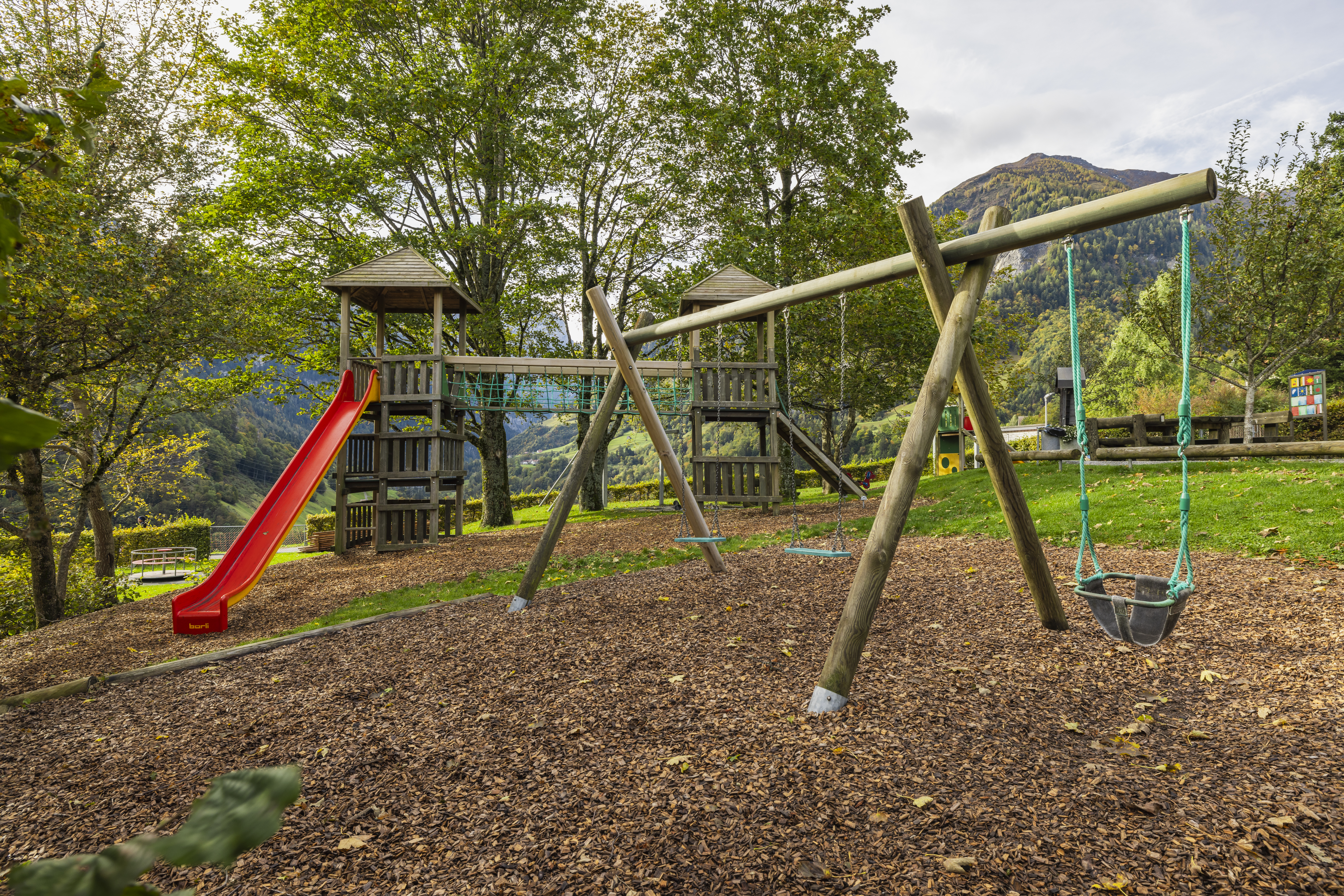 tkv_hlt-spielplaetze_052_valens_002a8944.jpg