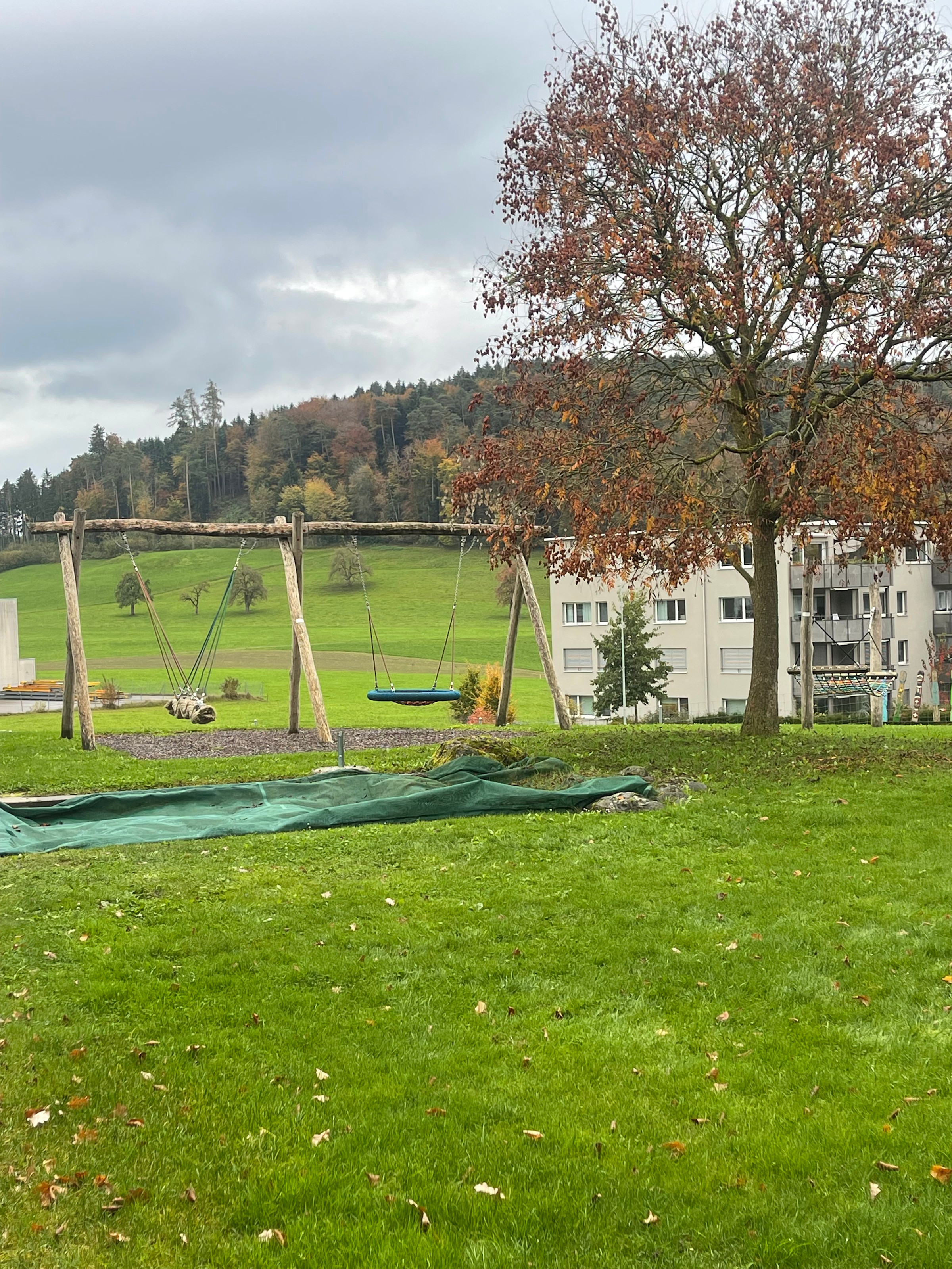 spielplatz-busswil-herbst-2024_4.jpg
