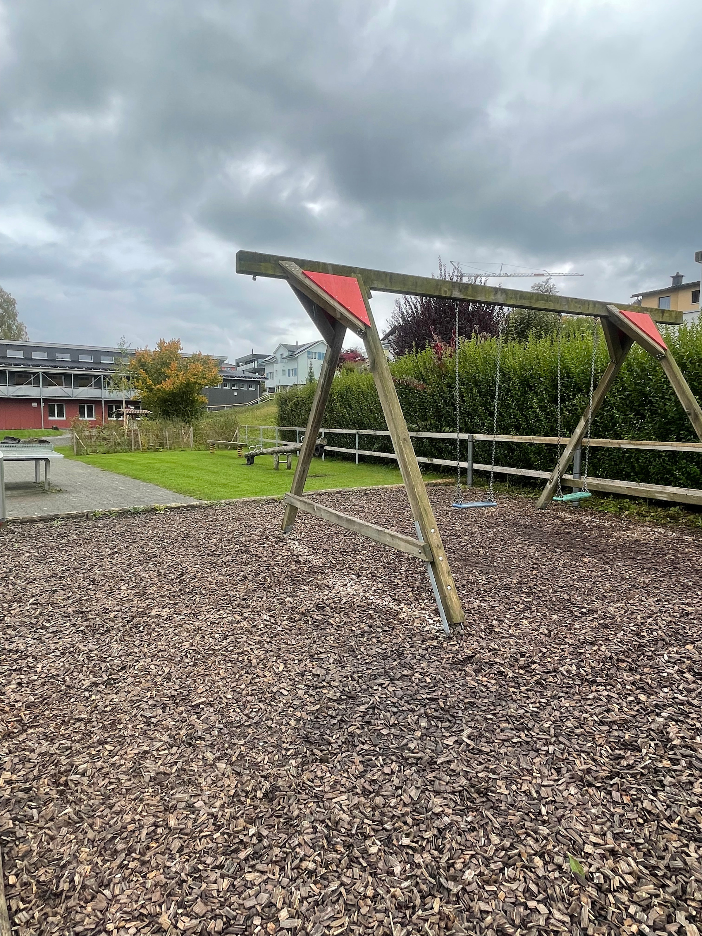spielplatz-busswil-herbst-2024_3.jpg