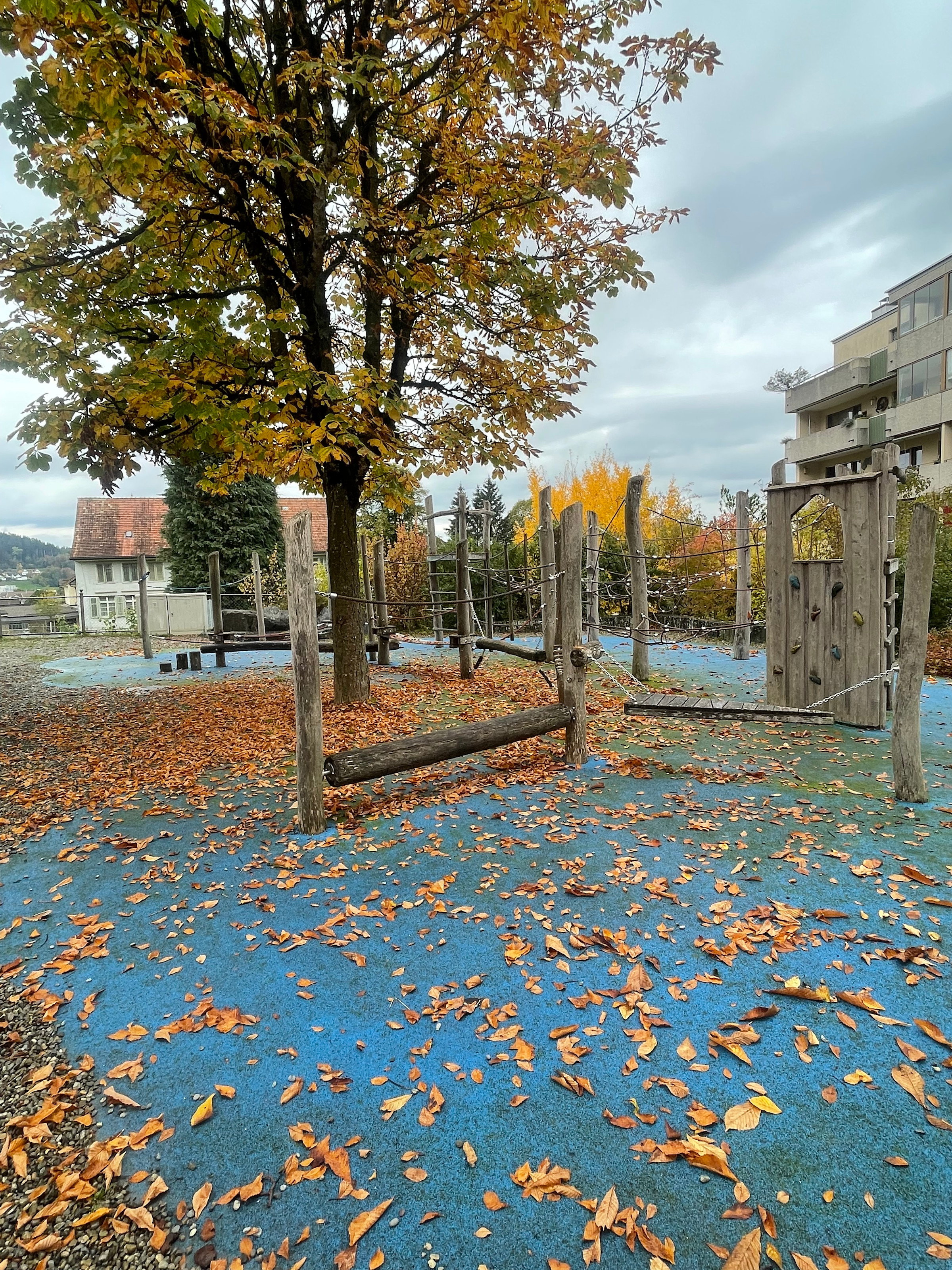 spielplatz-oberes-schulhaus-herbst-2024_3.jpg