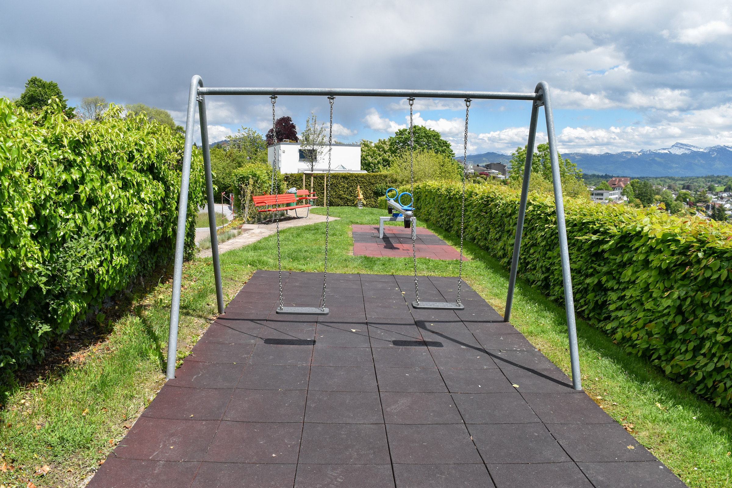 spielplatz-aefenrain-2.jpg
