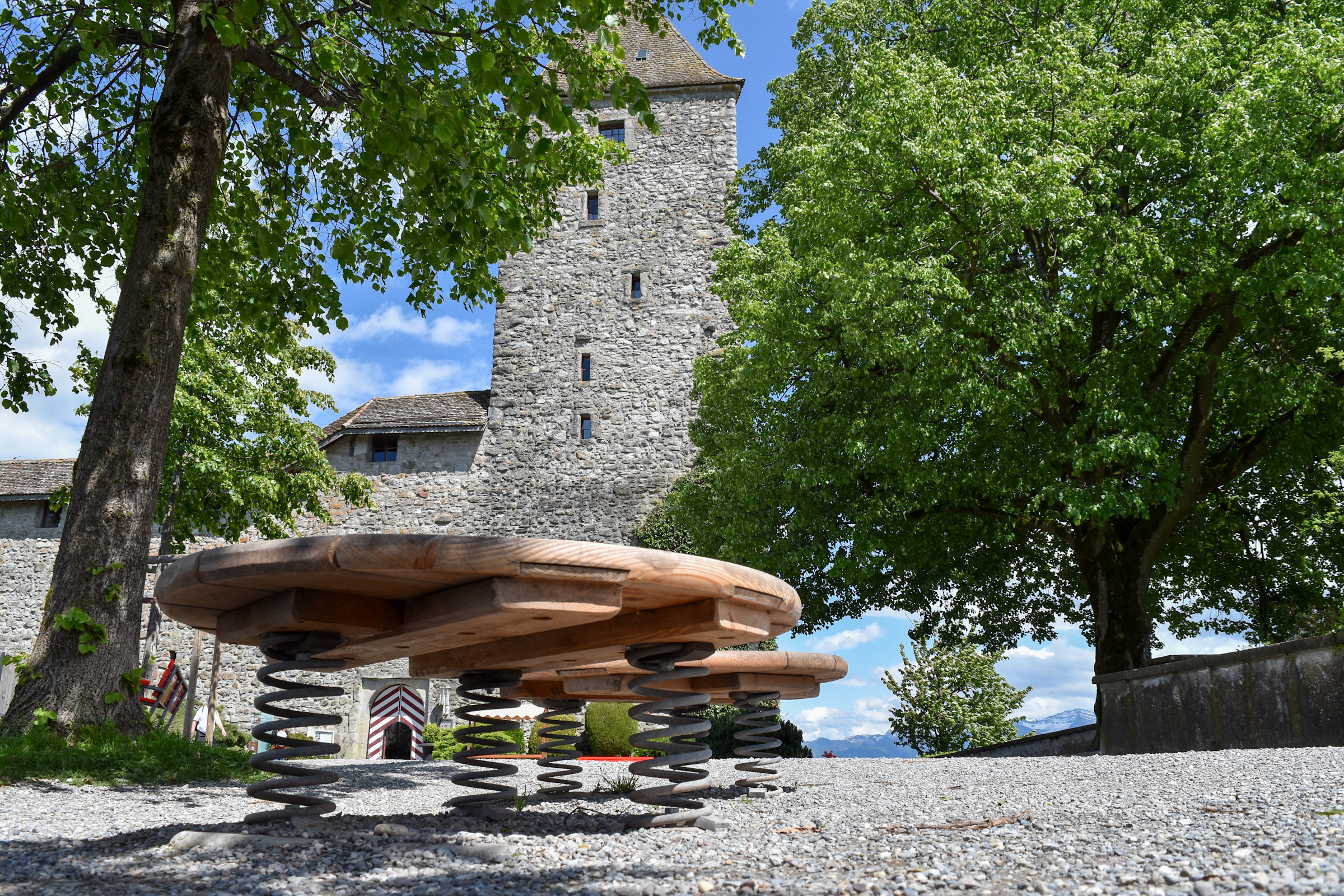 spielplatz-lindenhof-3.jpg