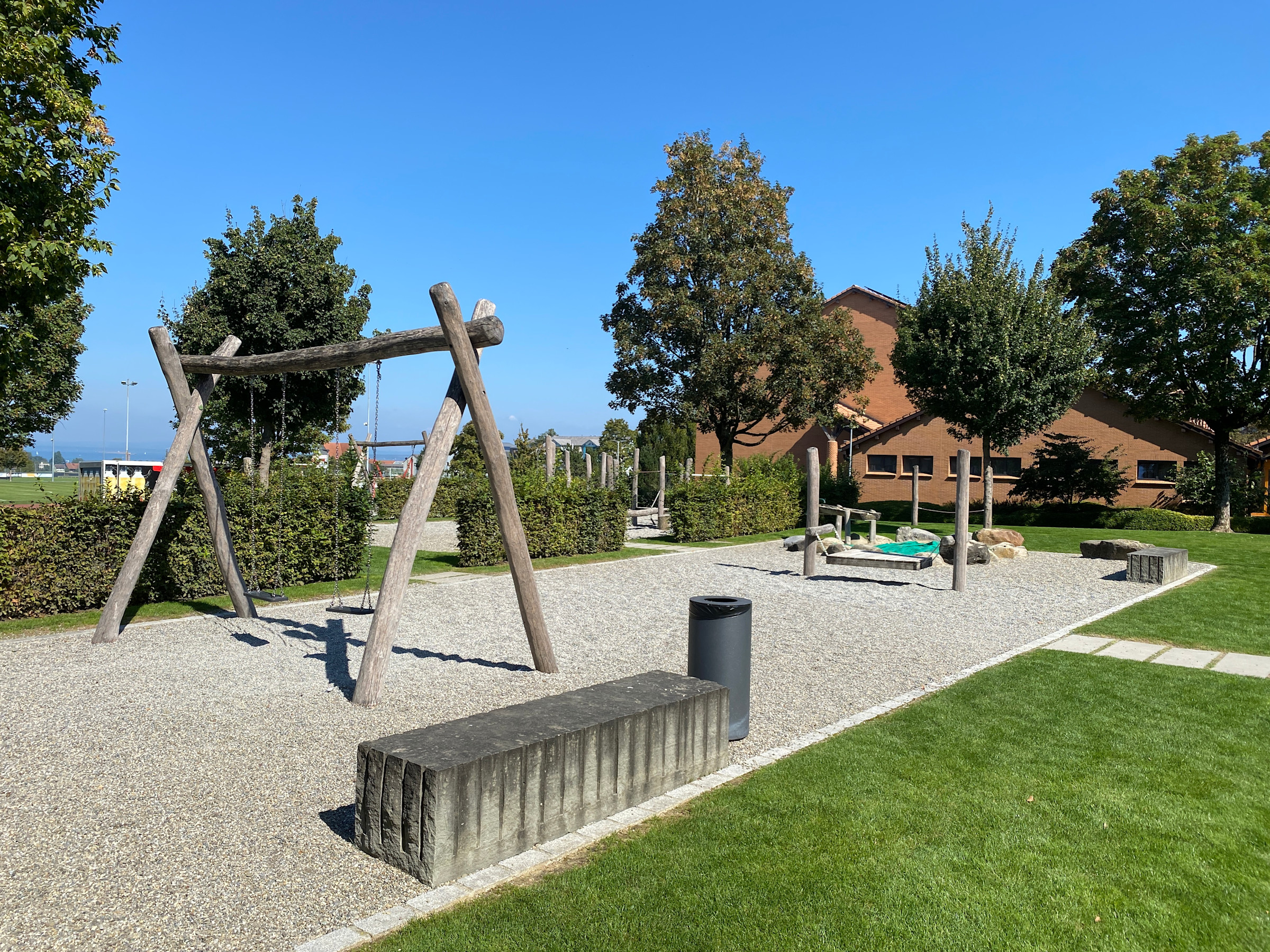 spielplatz_amriswilerstrasse_neukirch_2.jpg