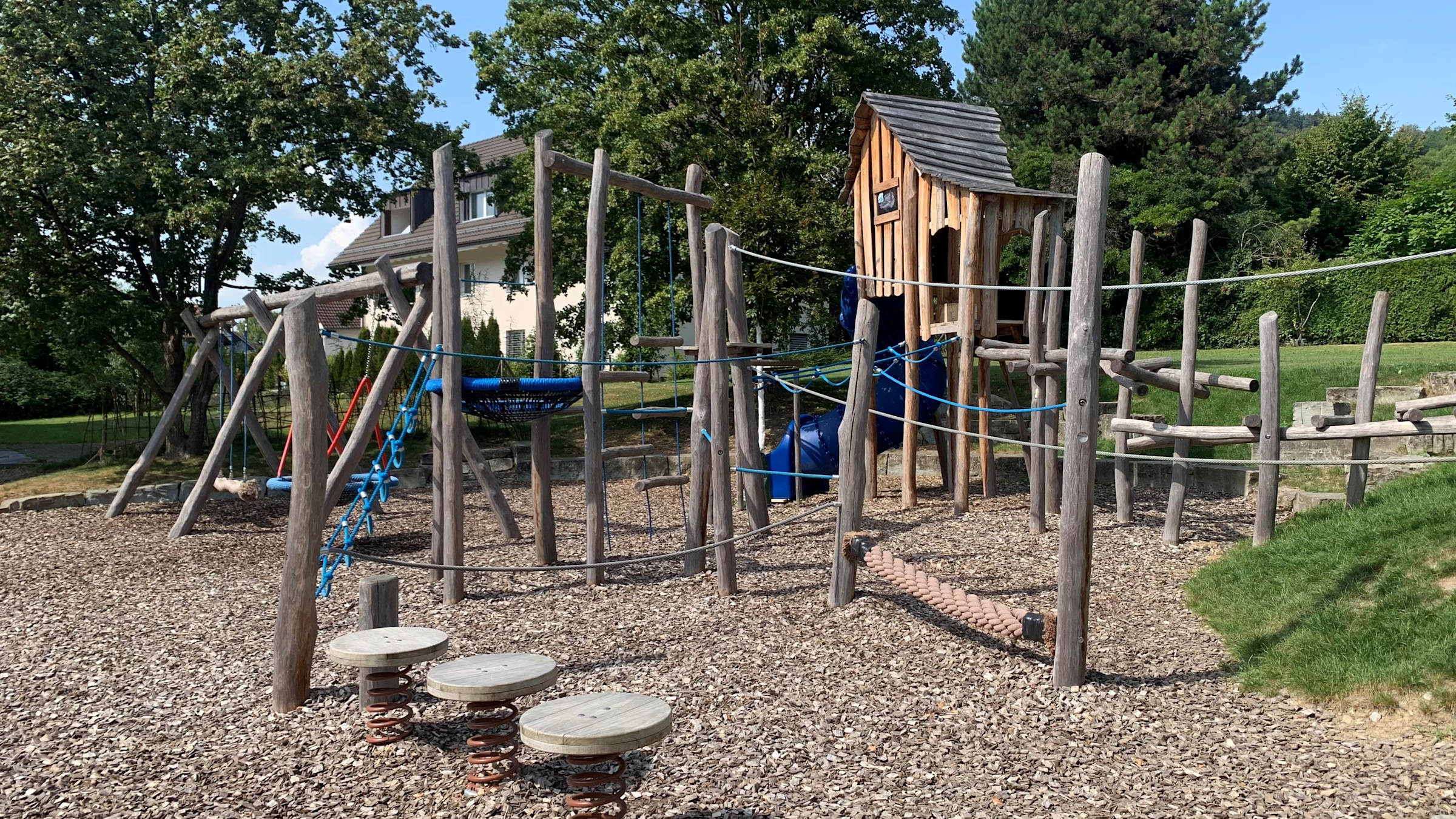 spielplatz-schwarze-2.jpg