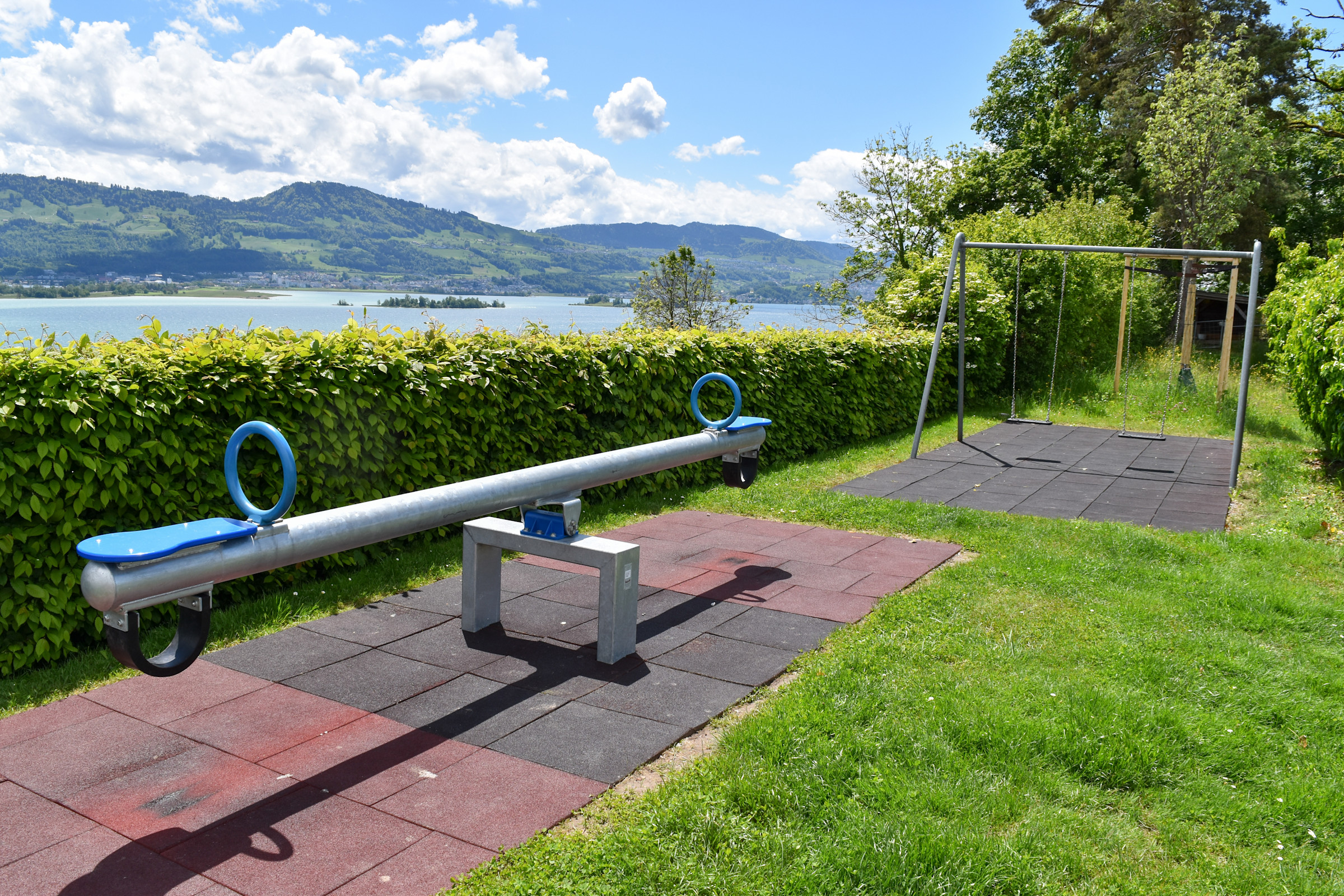 spielplatz-aefenrain-3.jpg