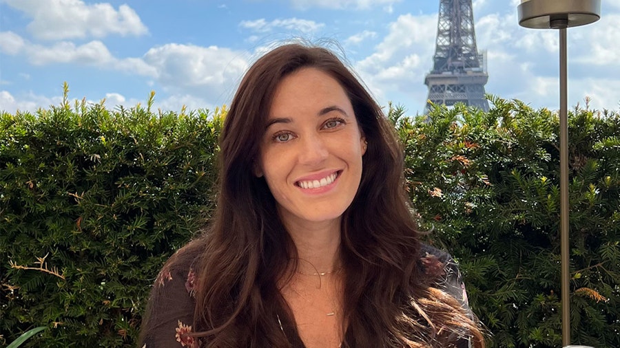 Carina in Paris