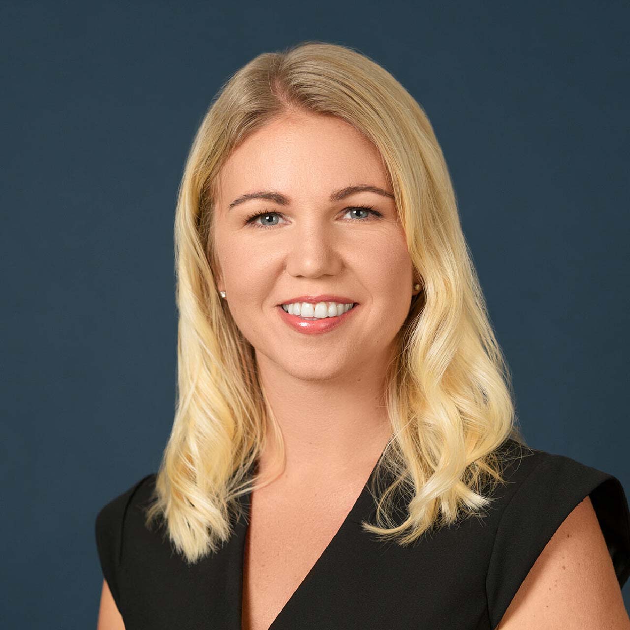 Elina Berglund Scherwitzl headshot