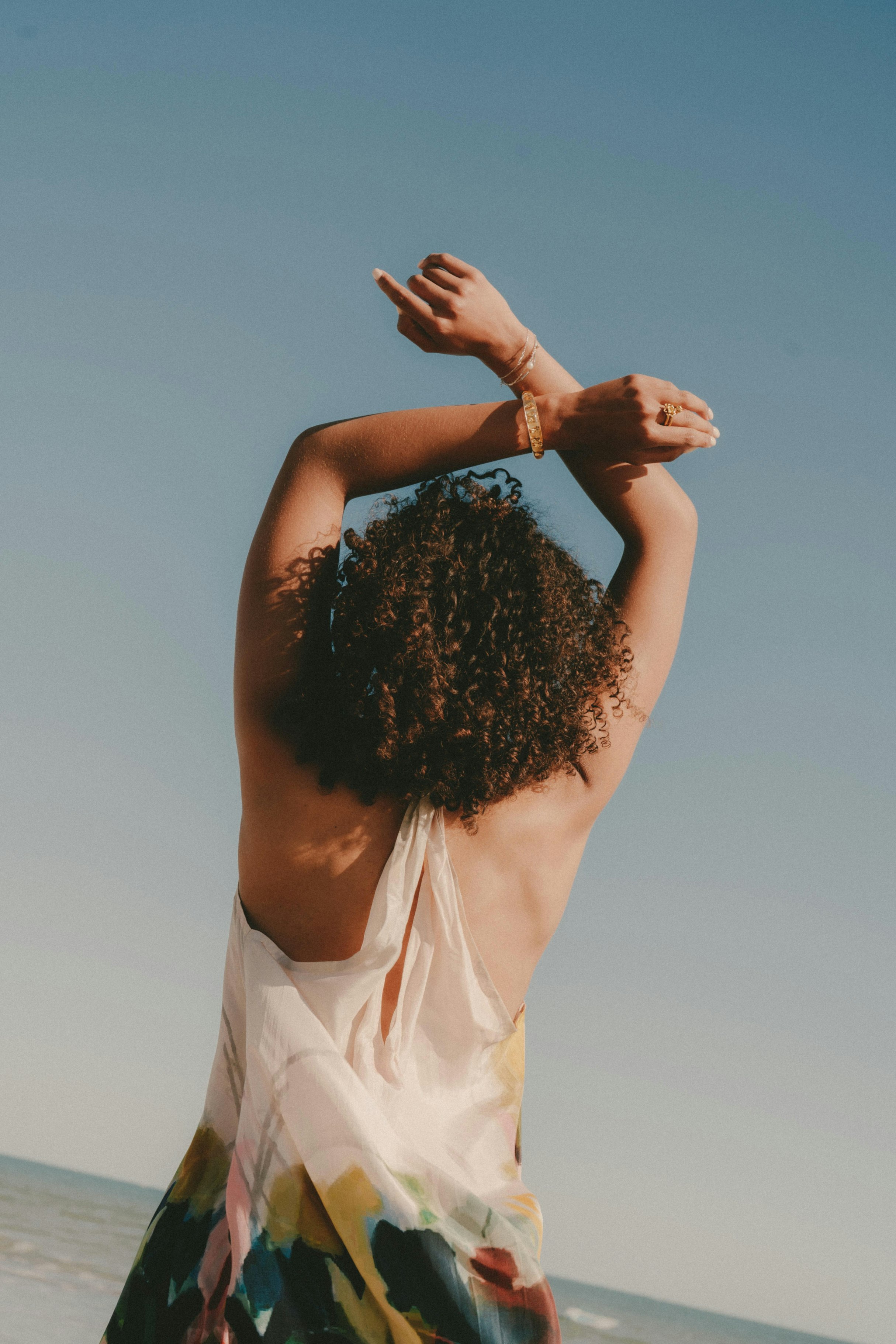 THE FREE WOMAN