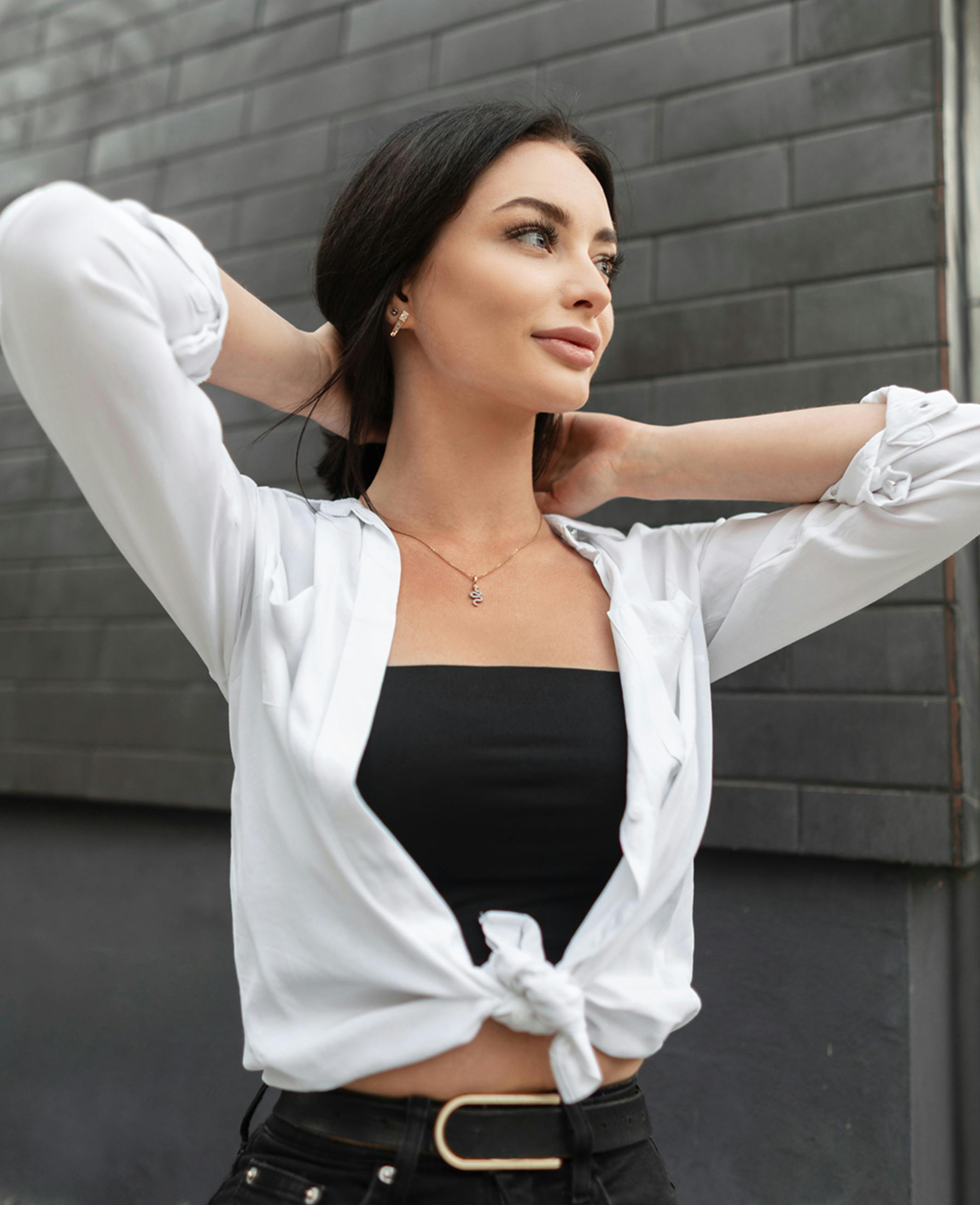 model posing