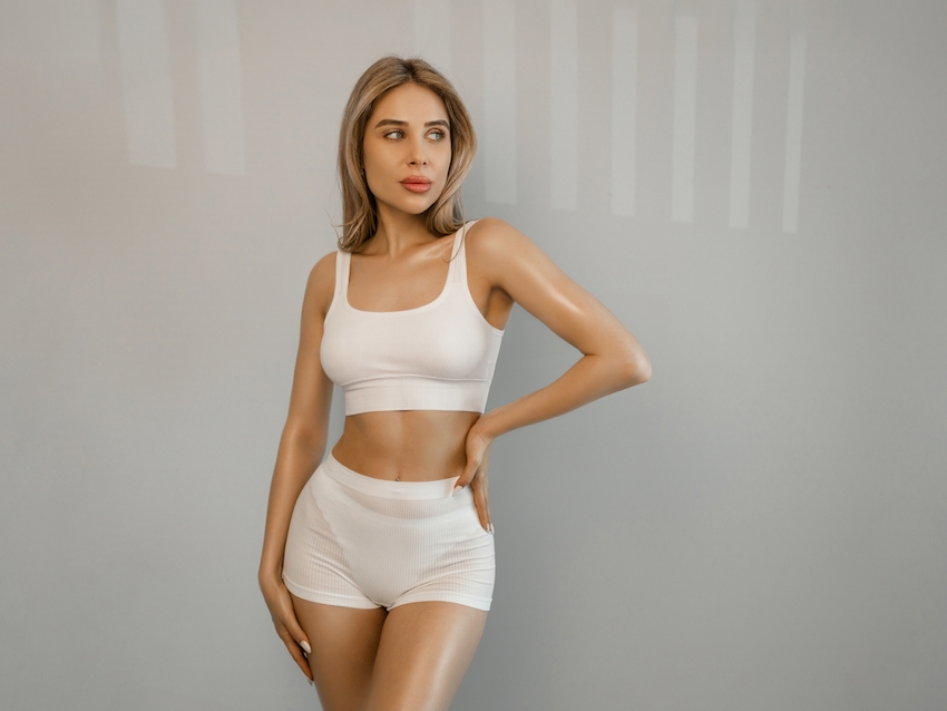 model posing