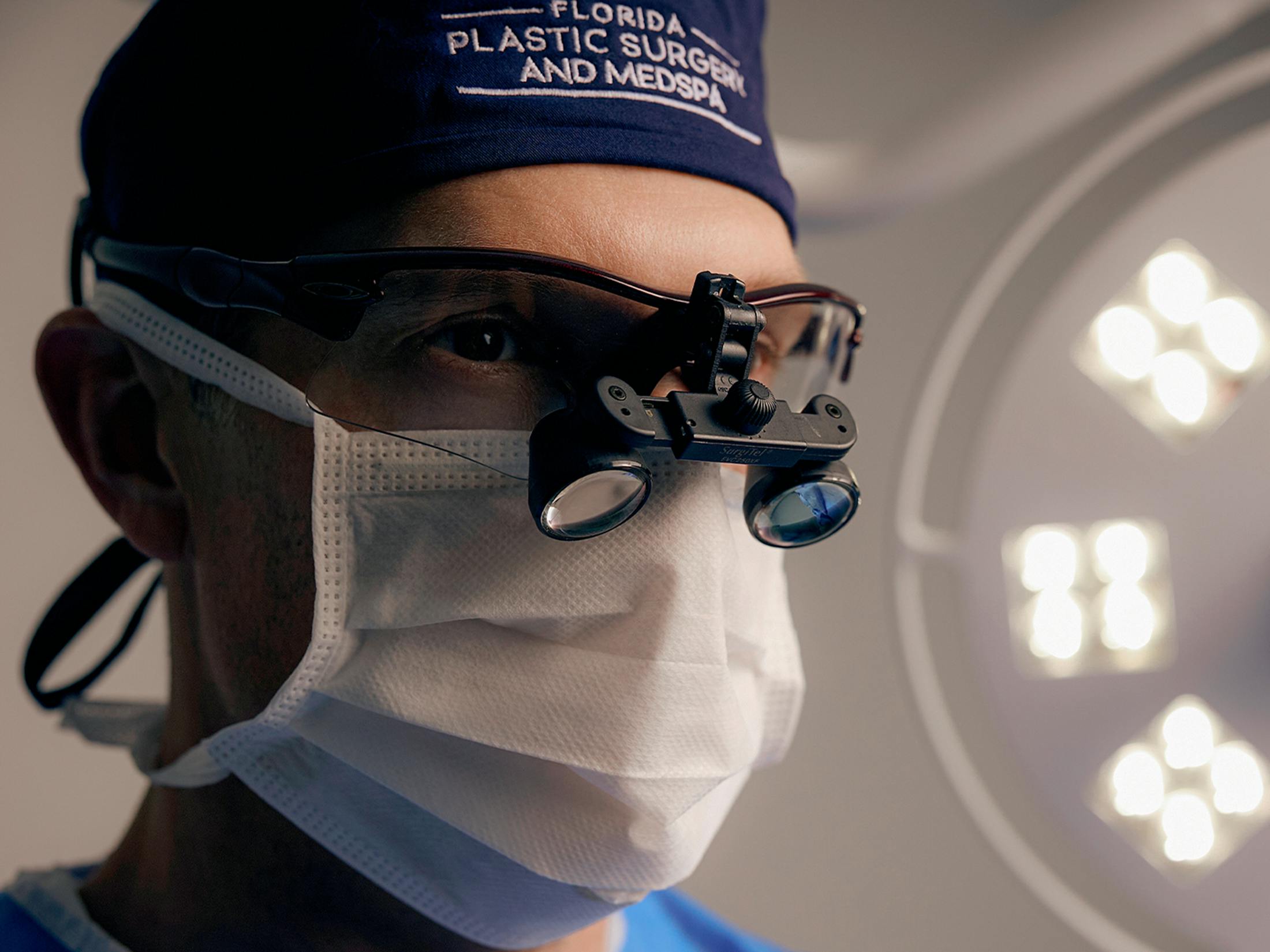 dr in operating room