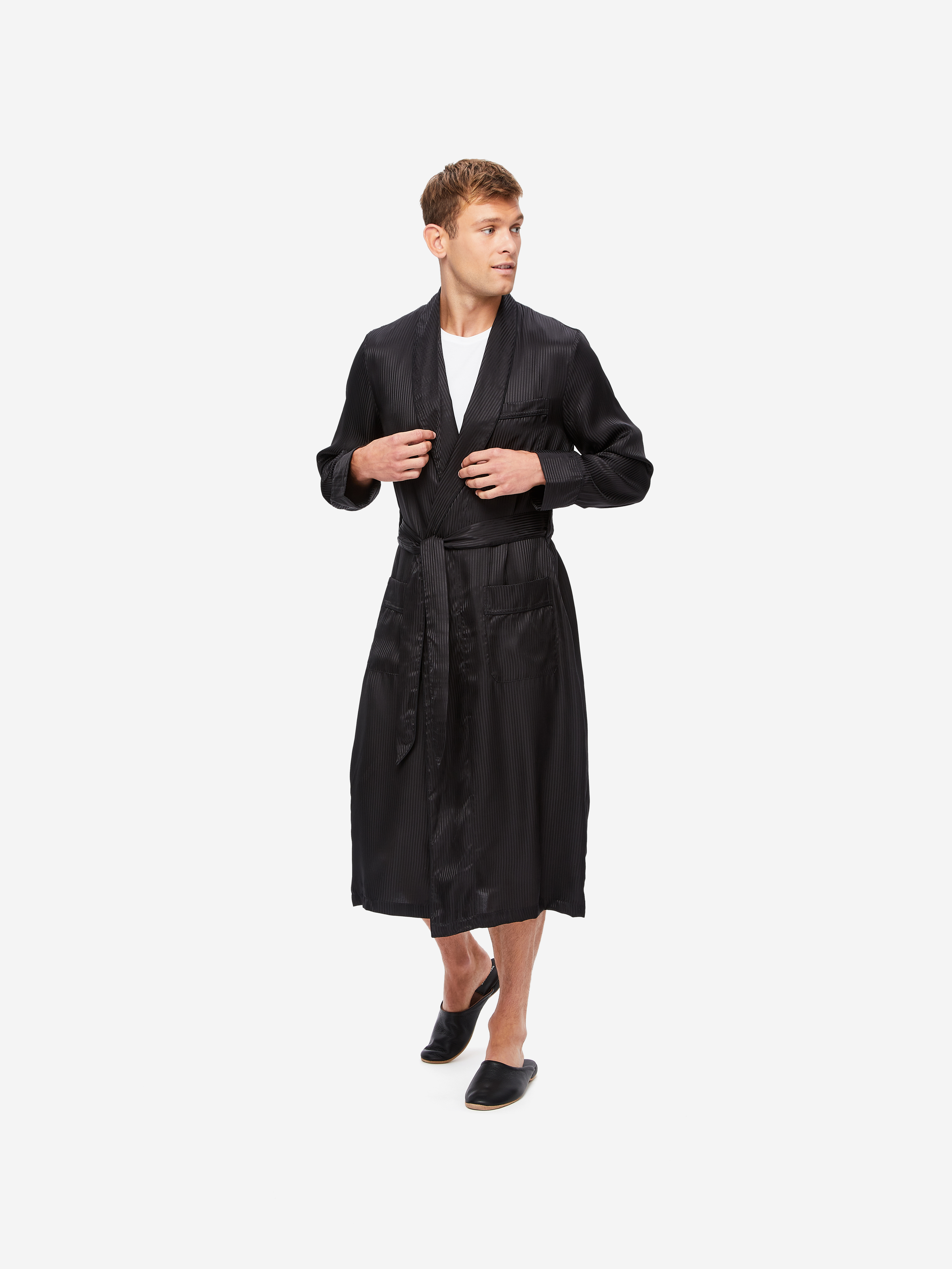 New Look satin dressing gown in black | ASOS