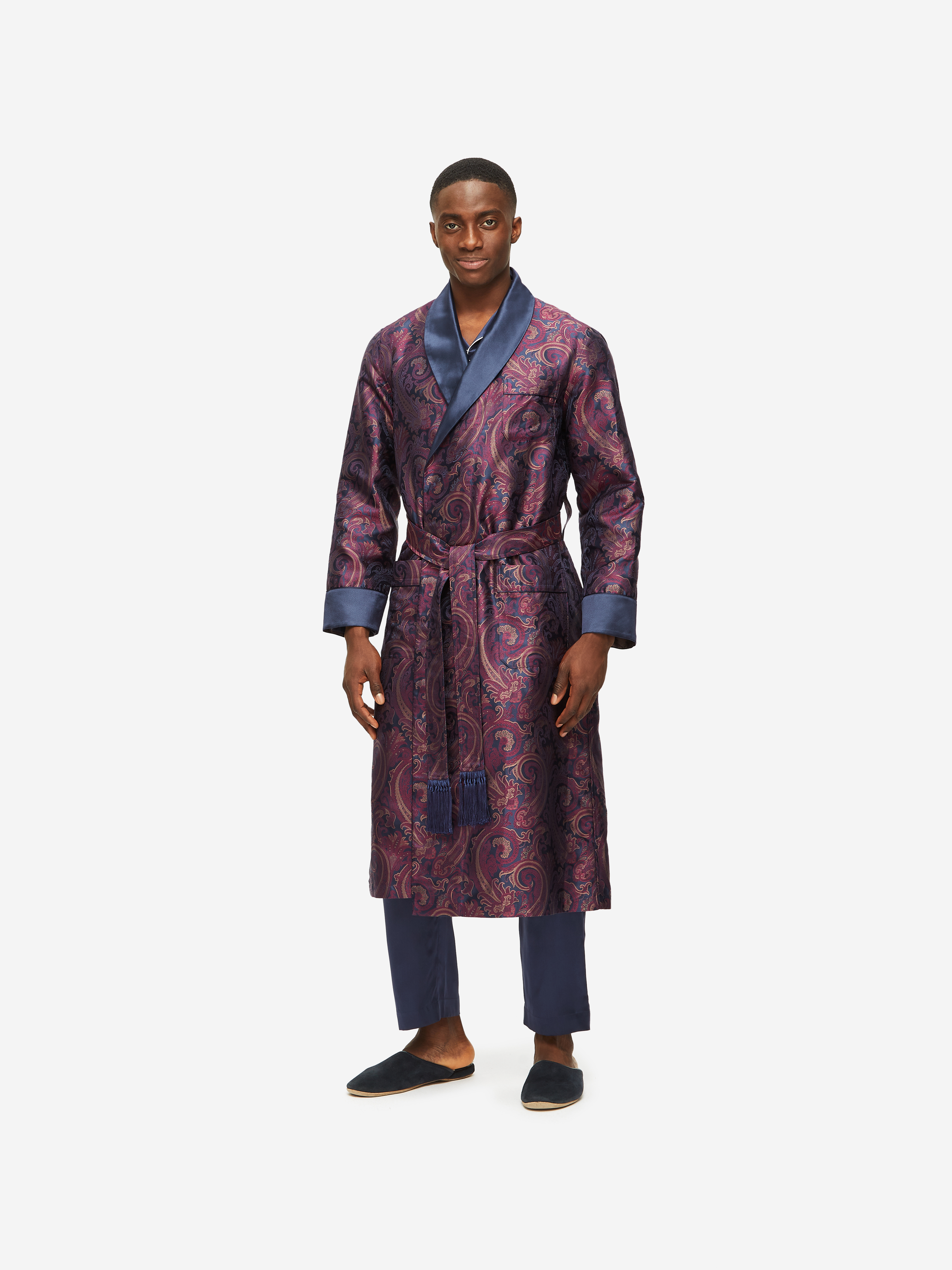 Space Black Silk Robe for Men, Dressing Gown, Reversible Robe, Men's Long  Bathrobe, Silk Kimono Robe, Sleepwear, Loungwear, Groomsmen Gift - Etsy