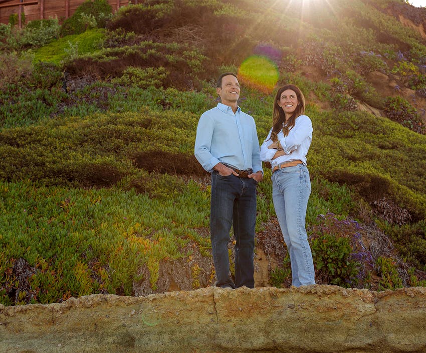 Man and woman posing