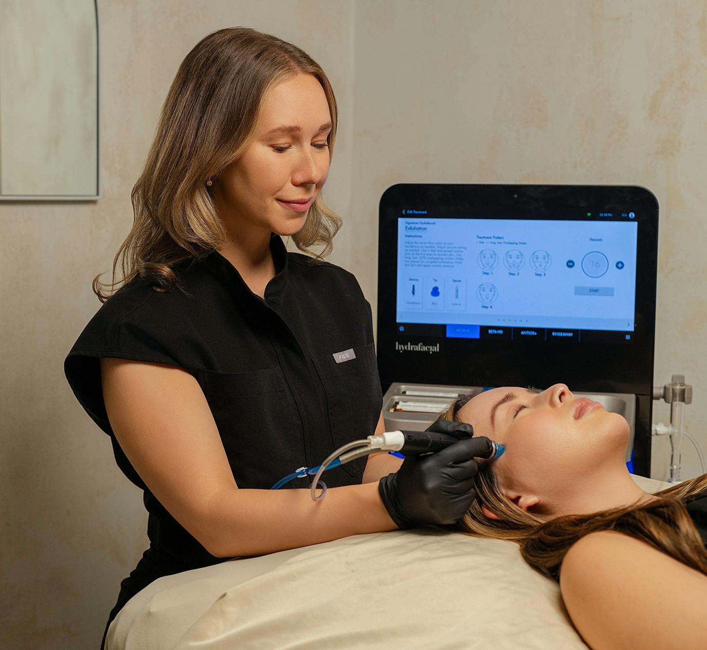 woman getting hydrafacial