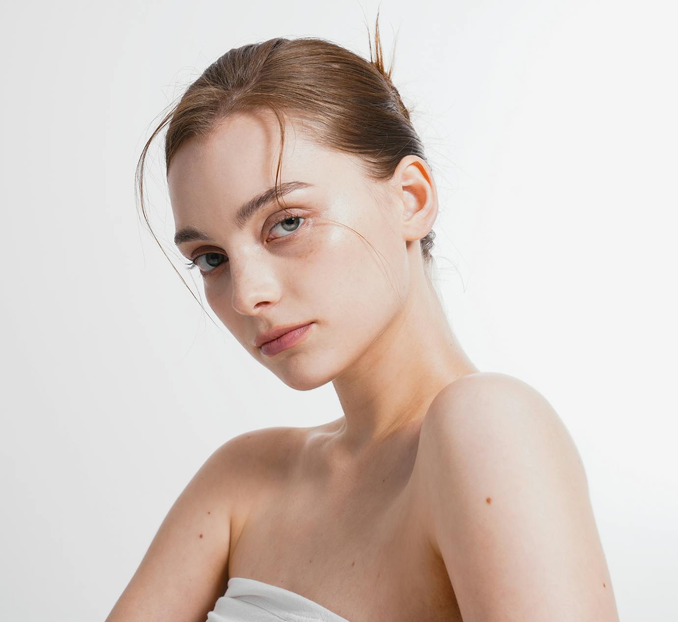 woman with her hair back