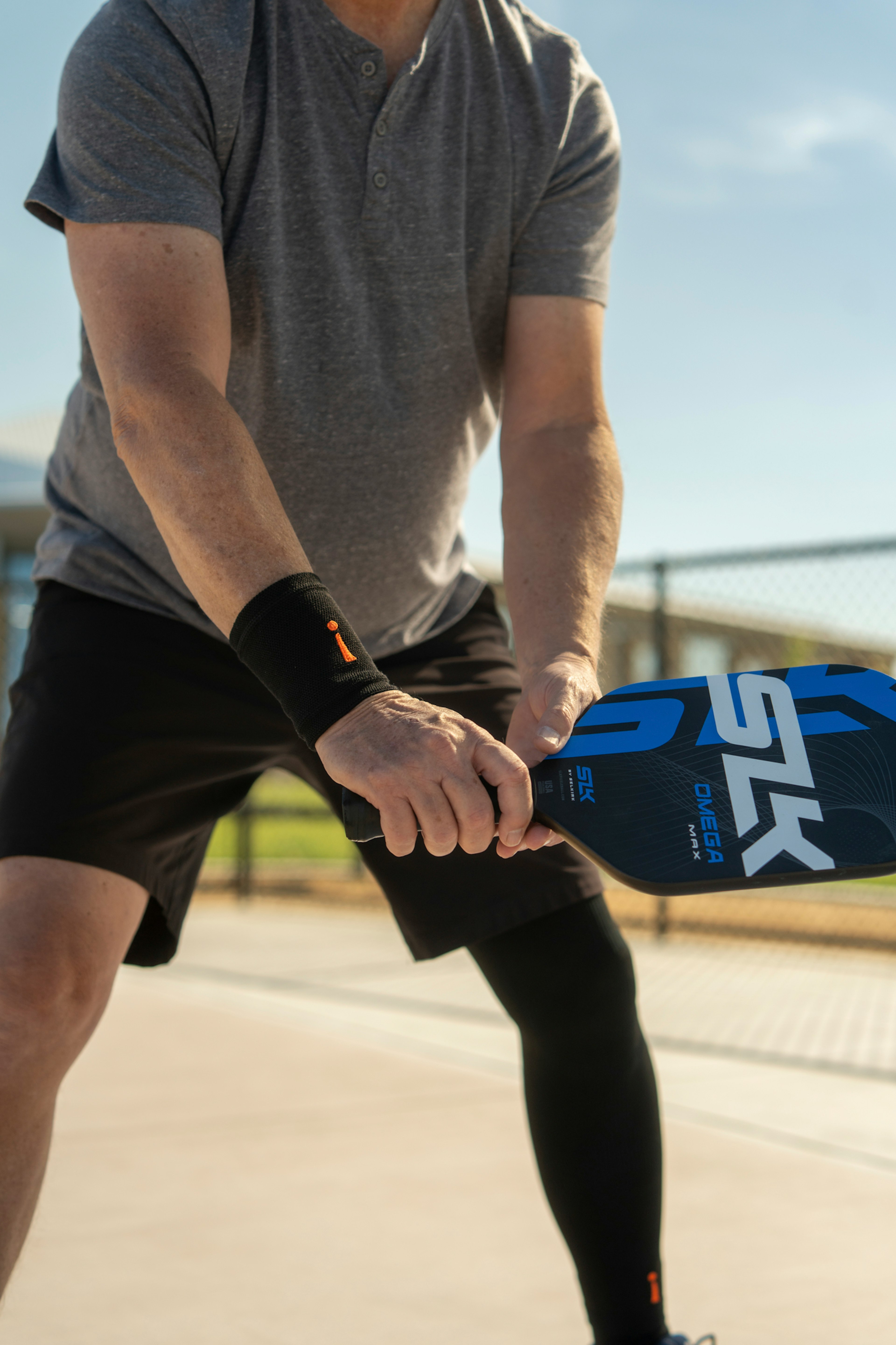 Incrediwear Wrist Brace - black - L