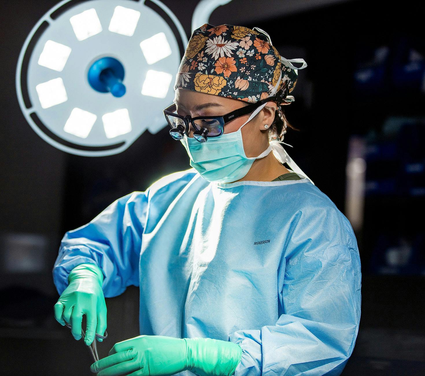 Dr. Kristina Tansavatdi performing surgery
