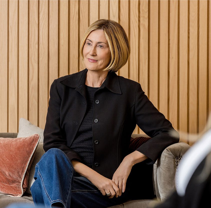 woman with shoulder length hair