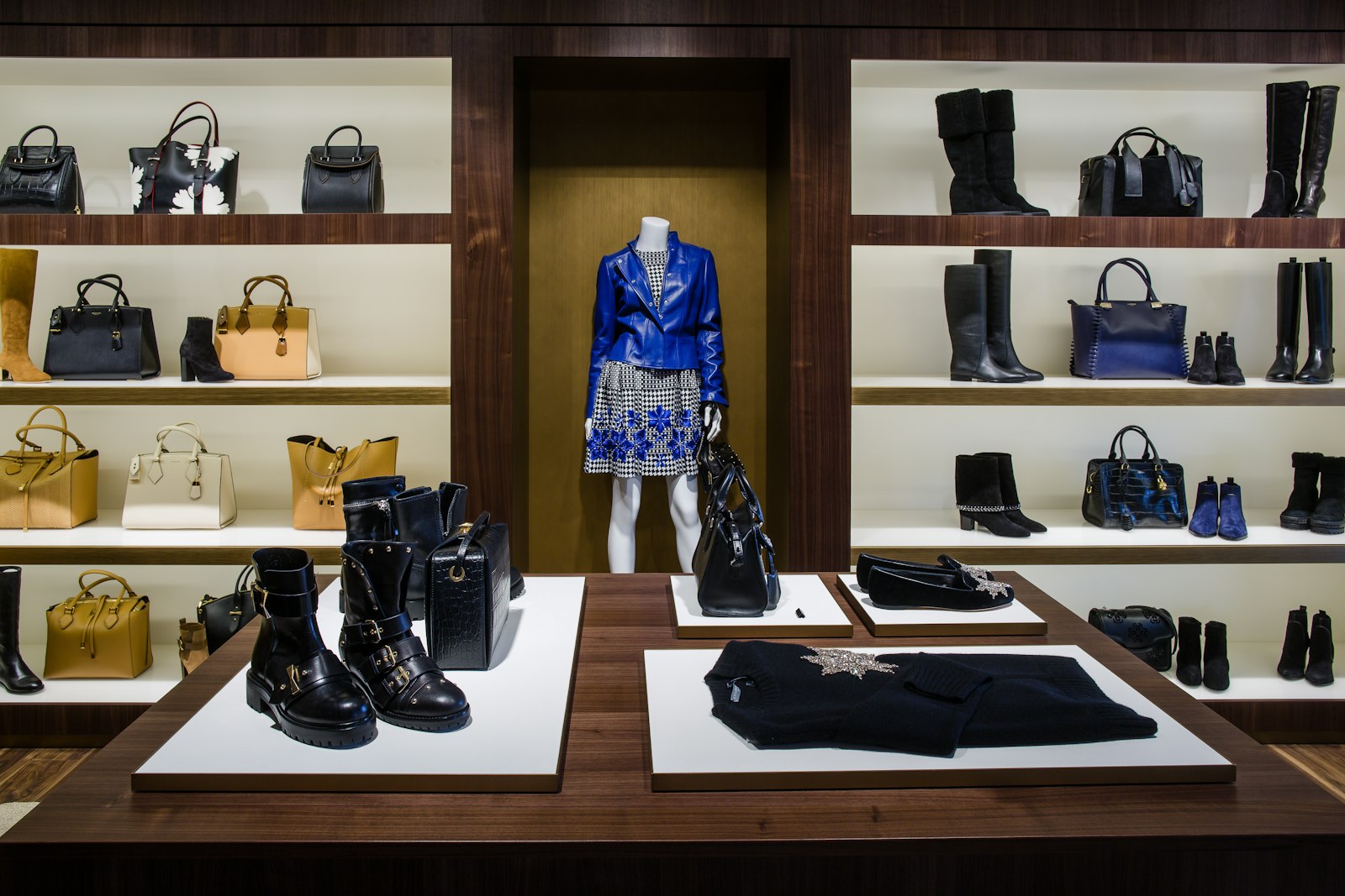 03 Attitude-Boutique Crans-Montana