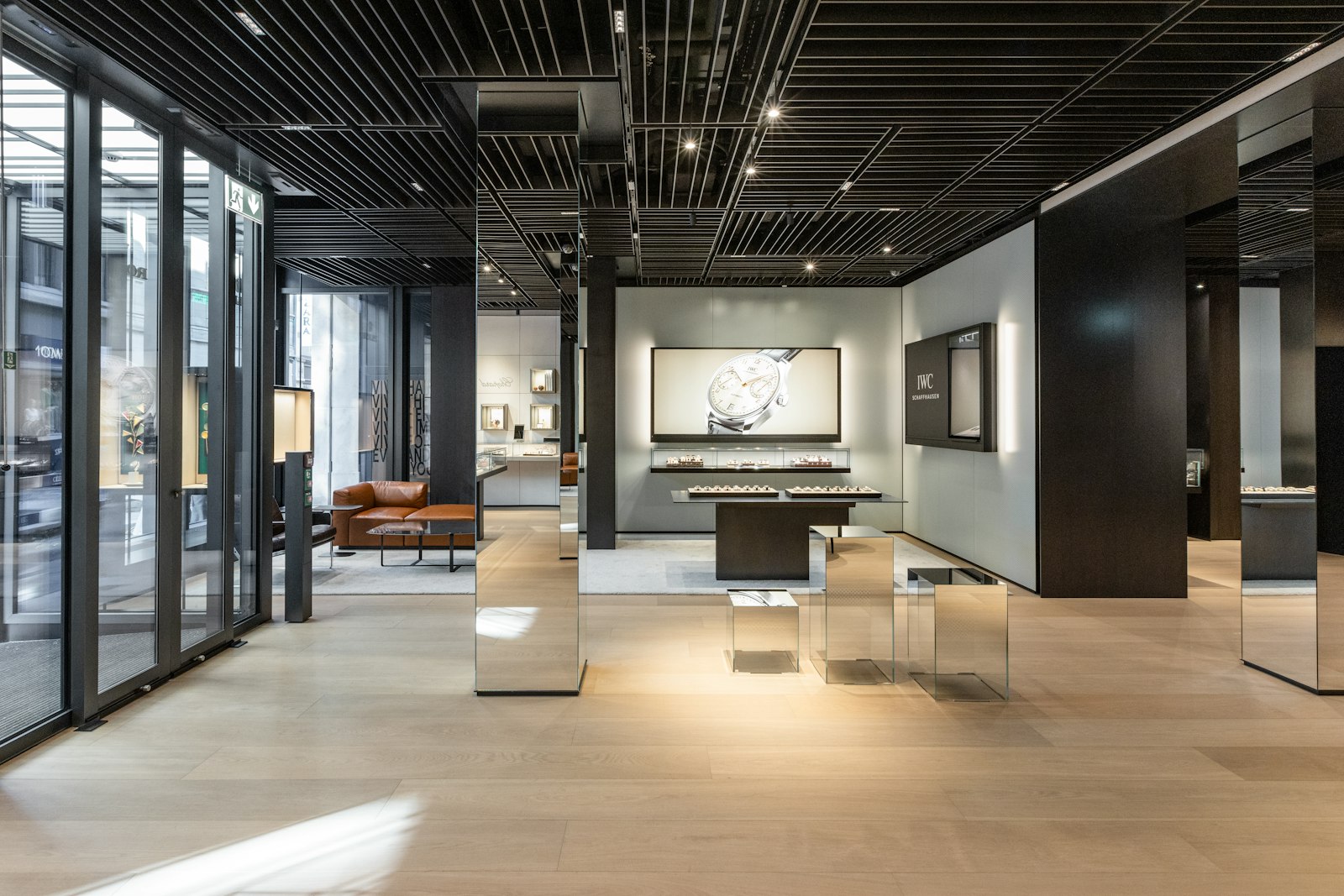 01 Bucherer-Store-Basel