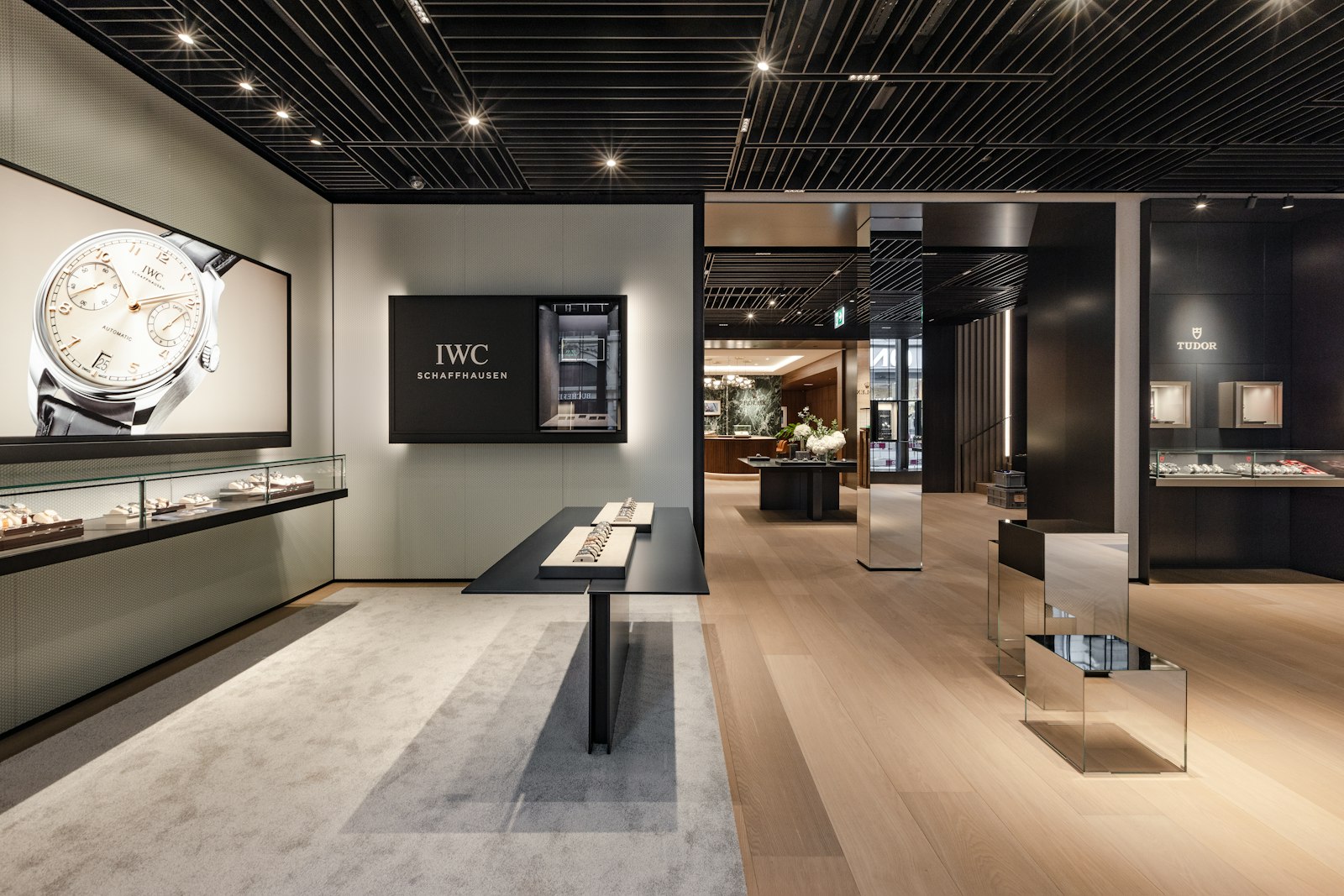 02 Bucherer-Store-Basel
