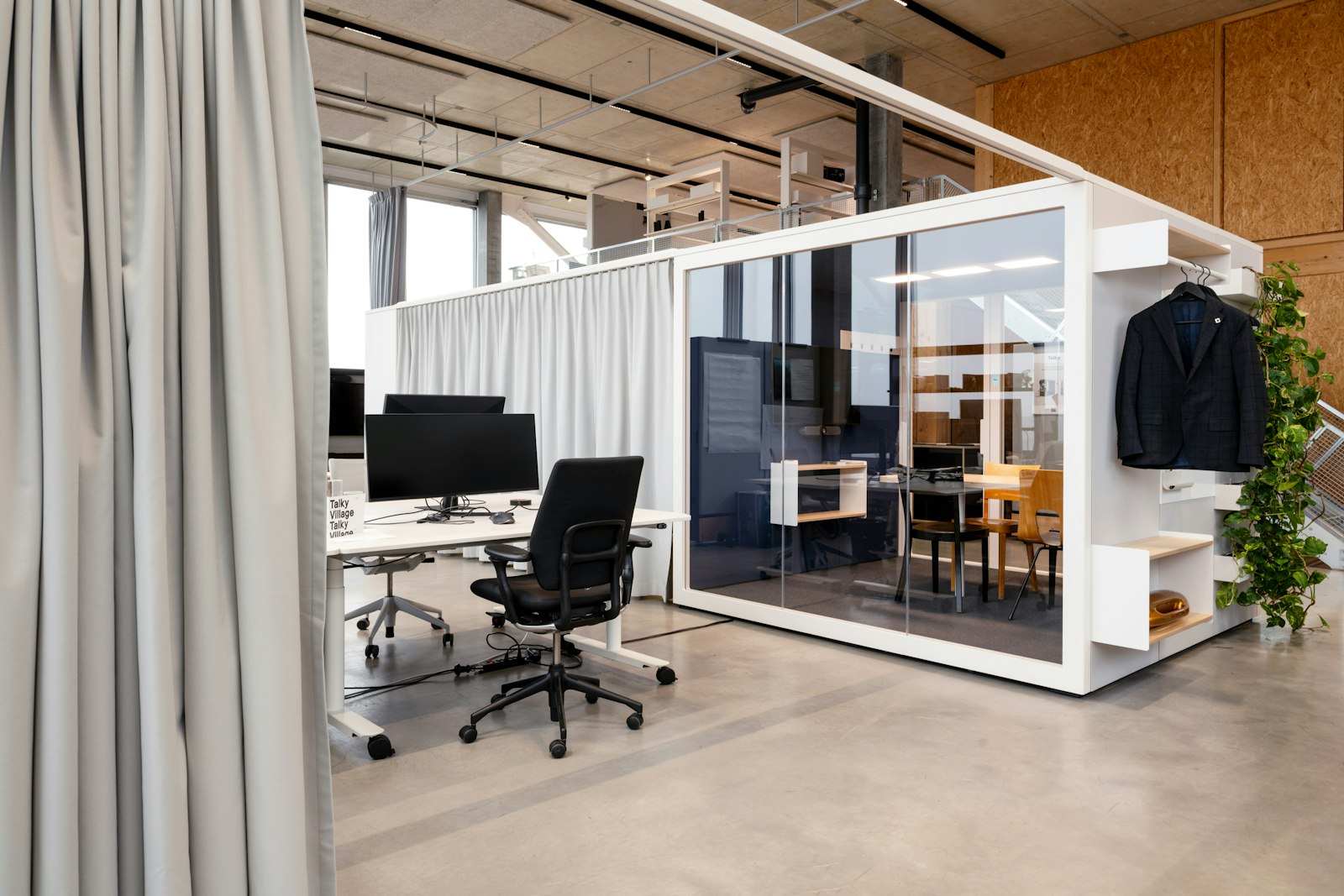 Yond, Dancing Office, Zürich