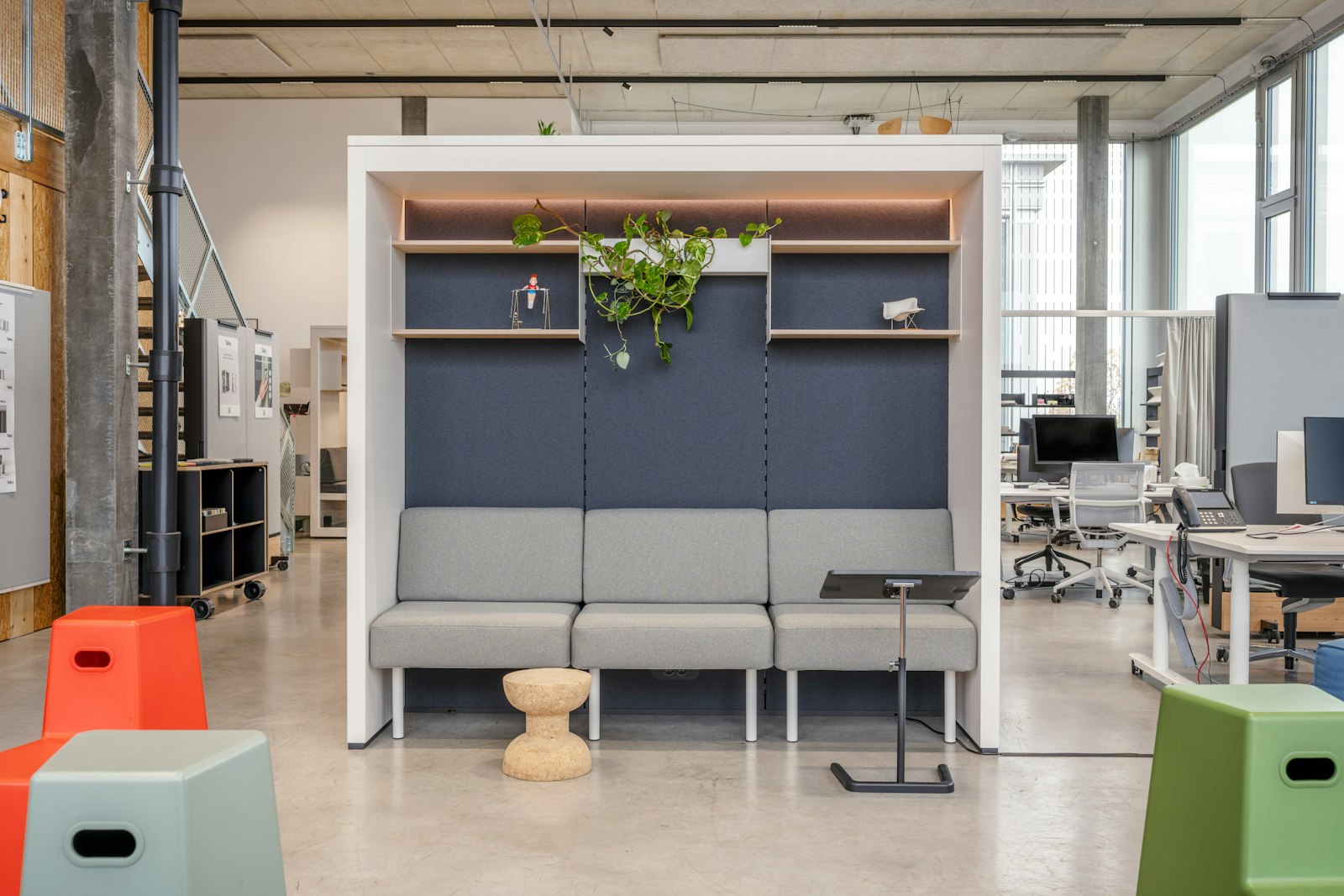 Yond, Dancing Office, Zürich