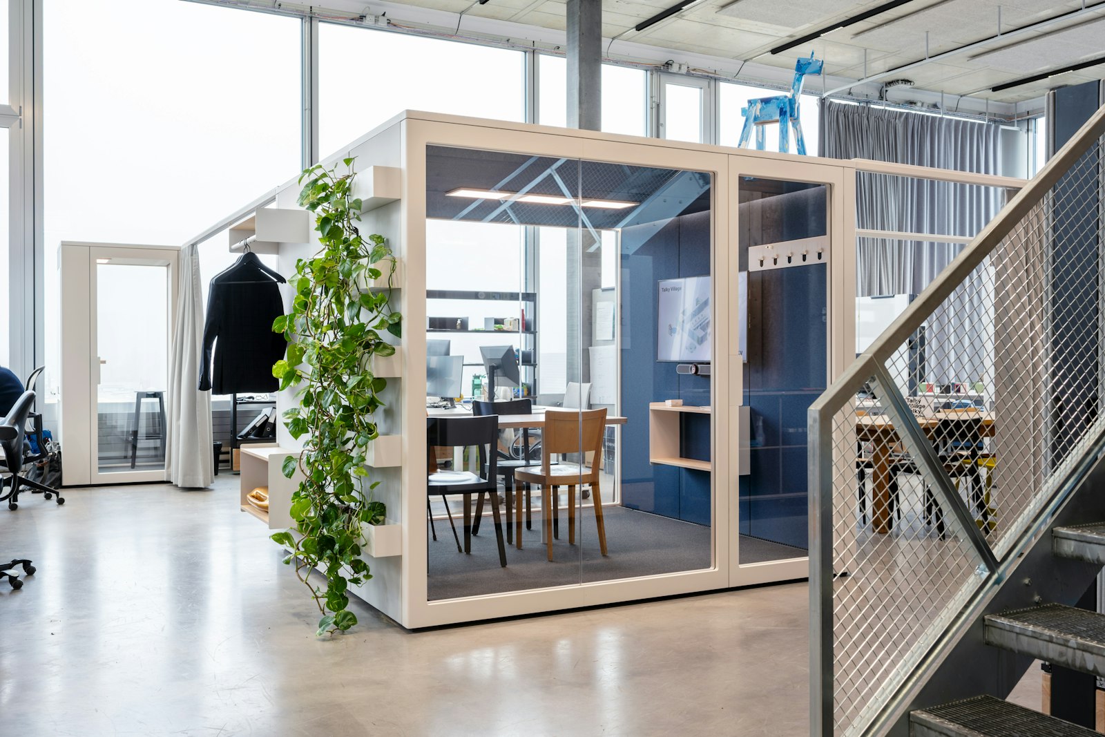 Yond, Dancing Office, Zürich