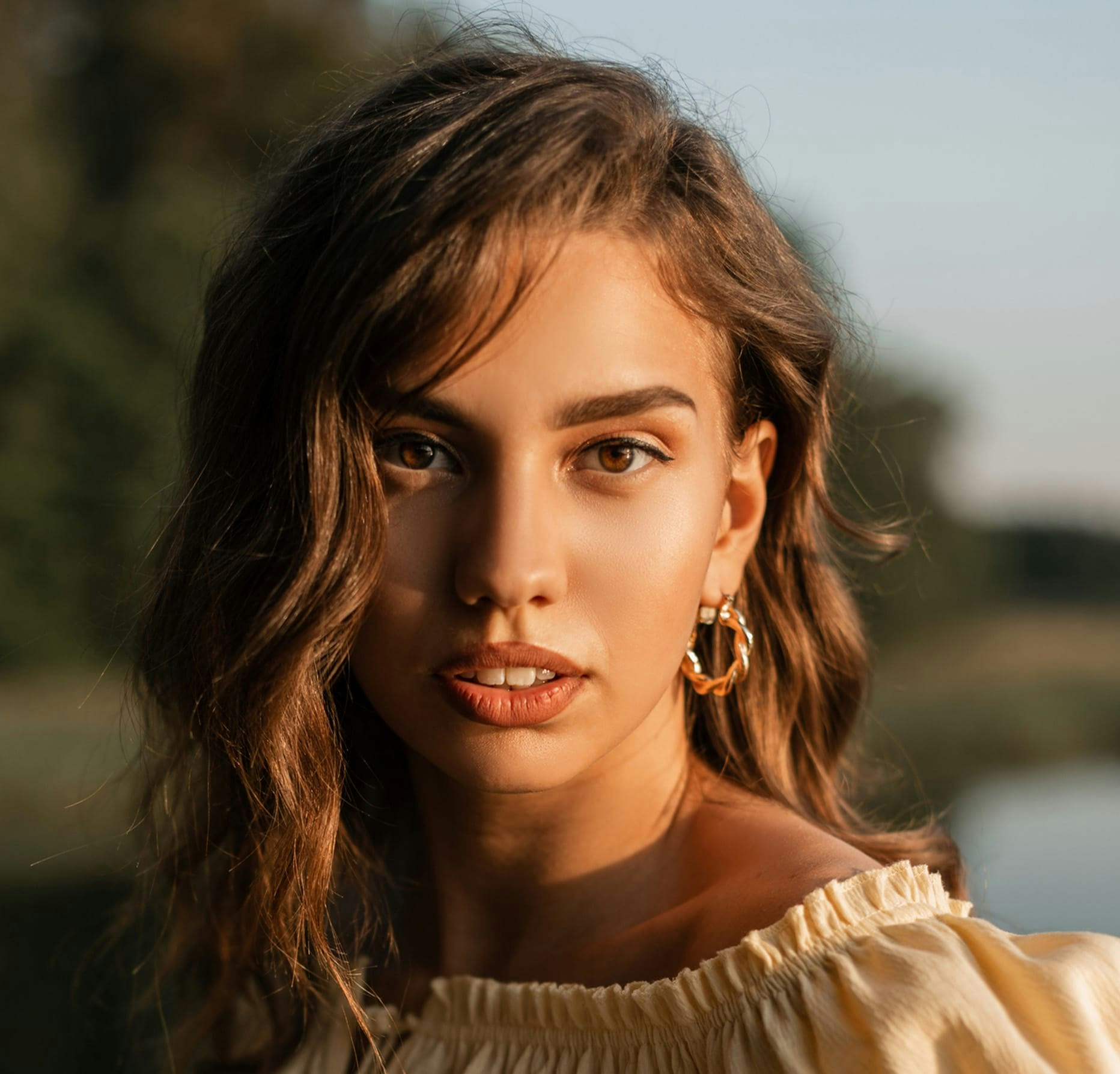 Woman looking at the camera