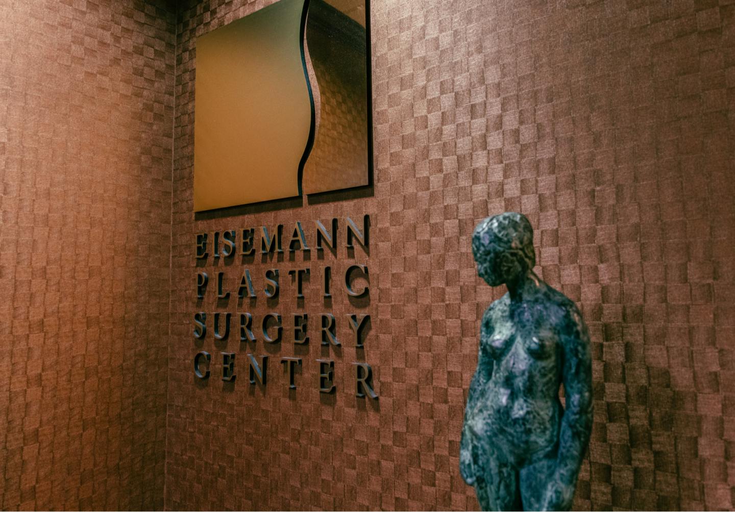 Eisemann Plastic Surgery Center sign