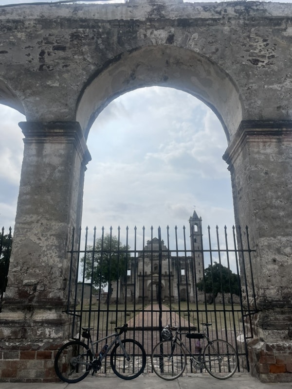 Santos graveleros