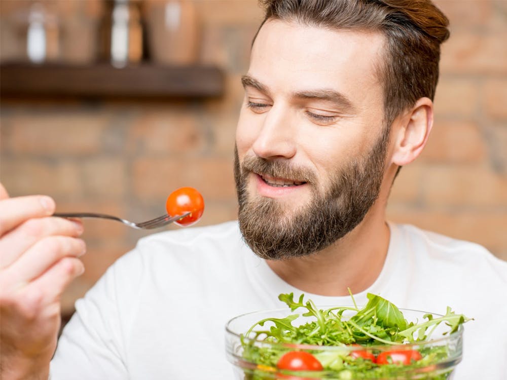In the days after surgery, it is important to focus on consuming a balanced diet that includes soft foods, anti-inflammatory options, and nutrient-dense fruits and vegetables.