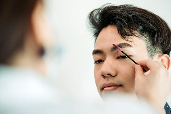 man in Miami, FL after his eyebrow transplantation