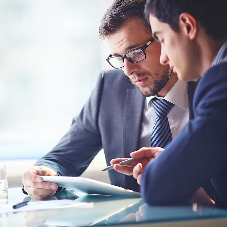 employer advice expert during an online consultation on acas code based advice