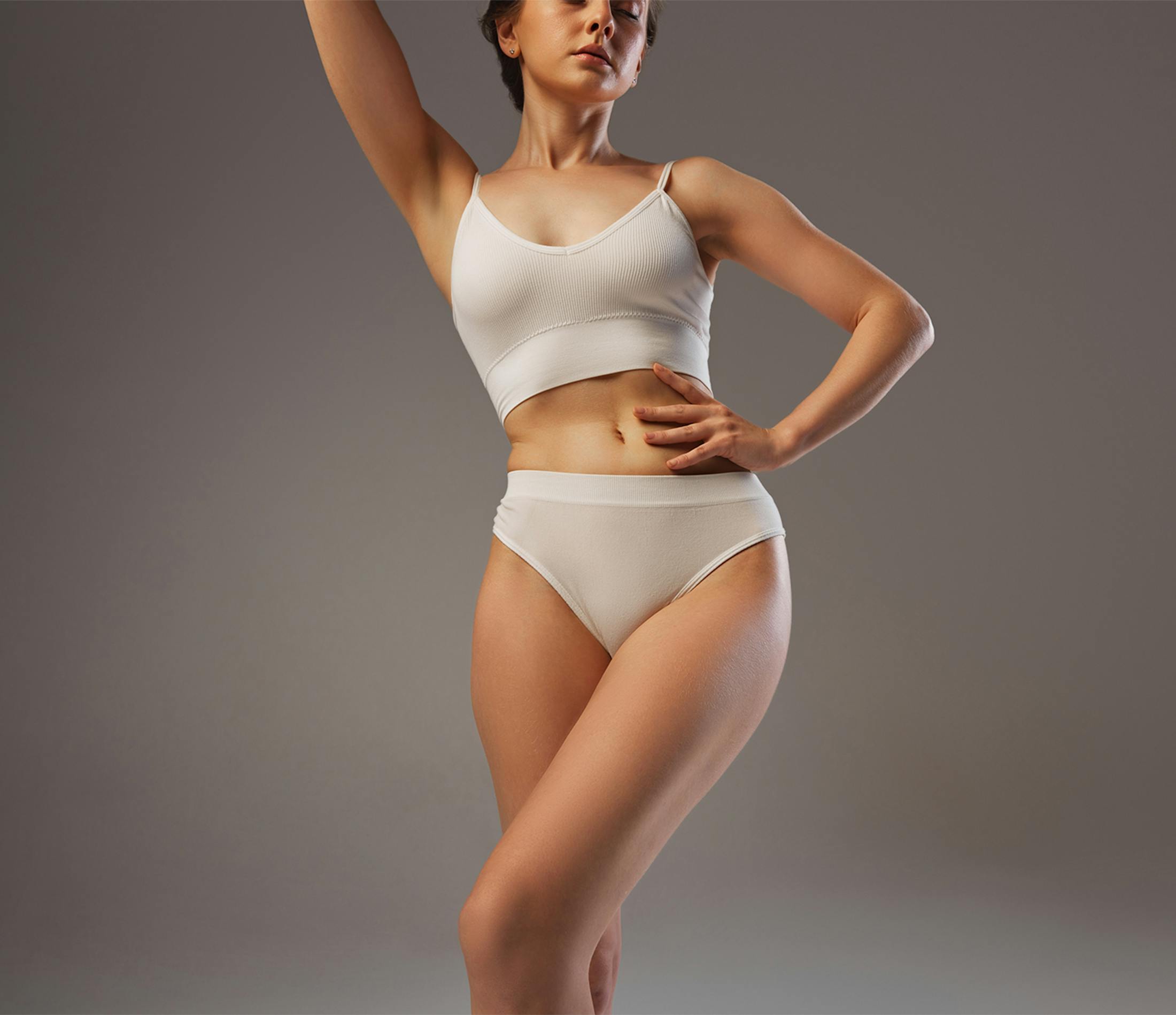 Woman posing with her hand on her hip