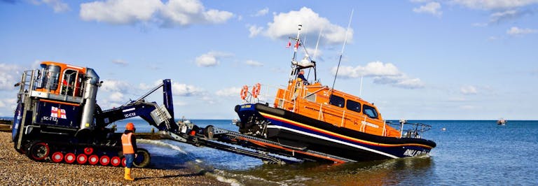 Launching Selsey Lifeboat from East Beach 