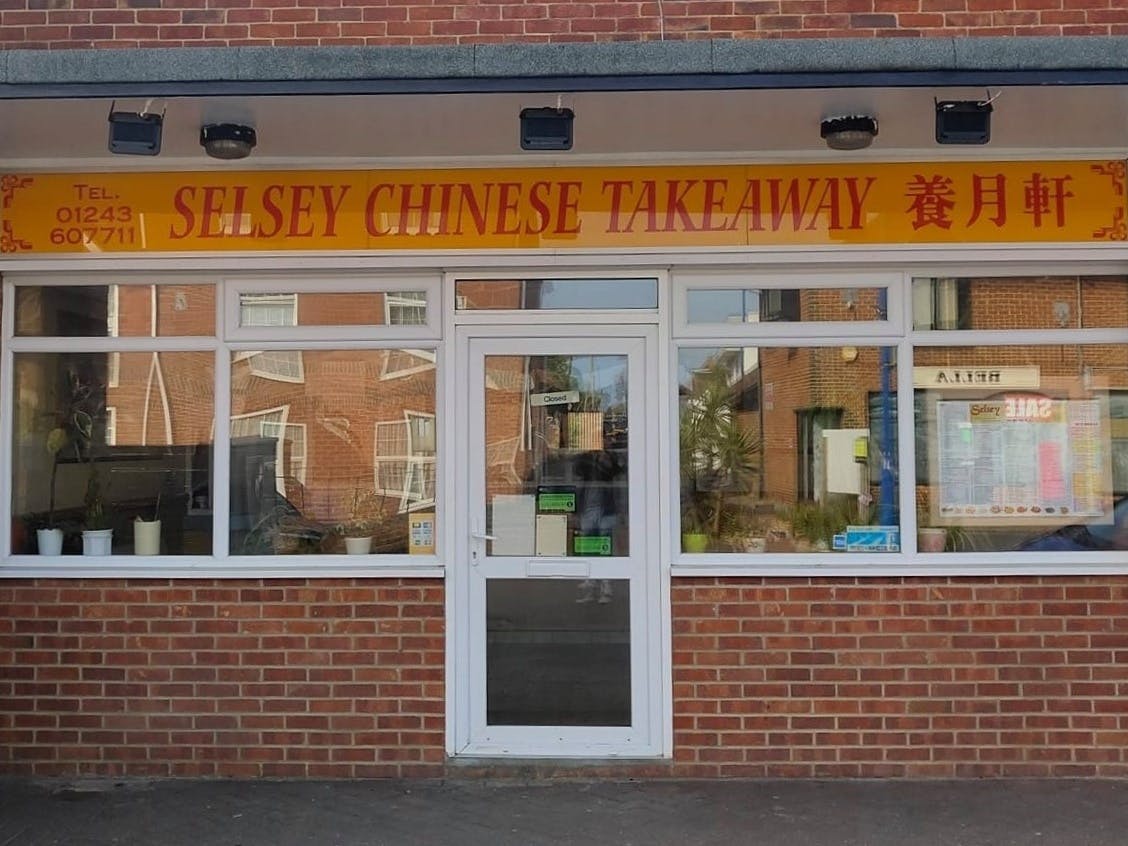 Shop front of Selsey Chinese Takeaway