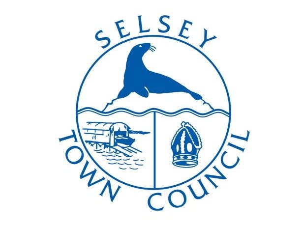 Selsey Town Council logo 