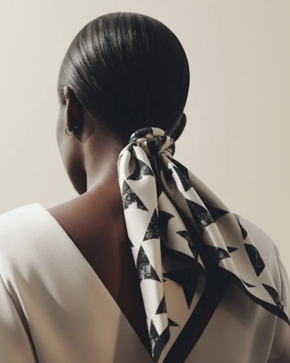 Odette silk scarf maker