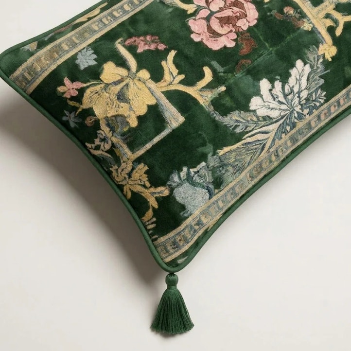 Kathy Kuo Home product created with Arcade