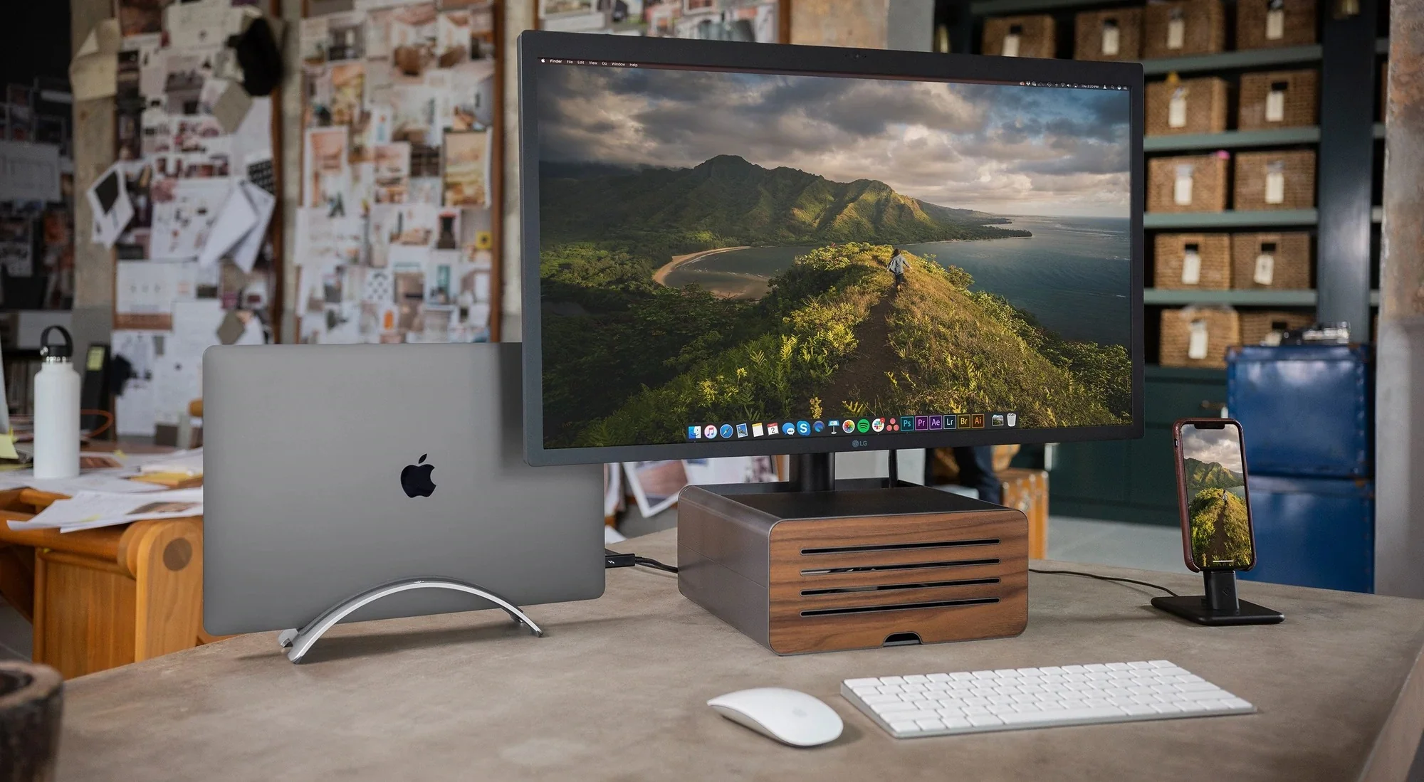 Twelve South BookArc Space-Saving MacBook Stand photo 3