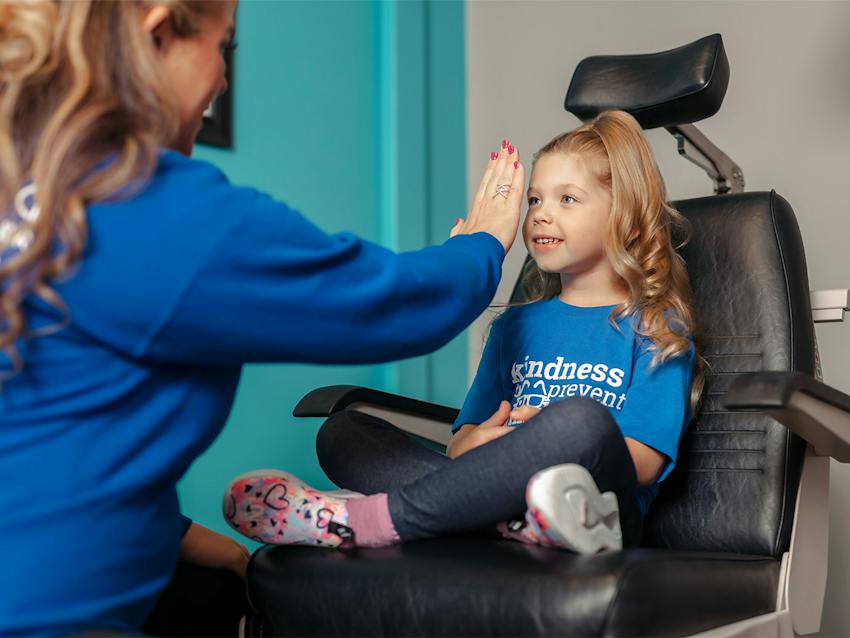 A child getting an eye exam